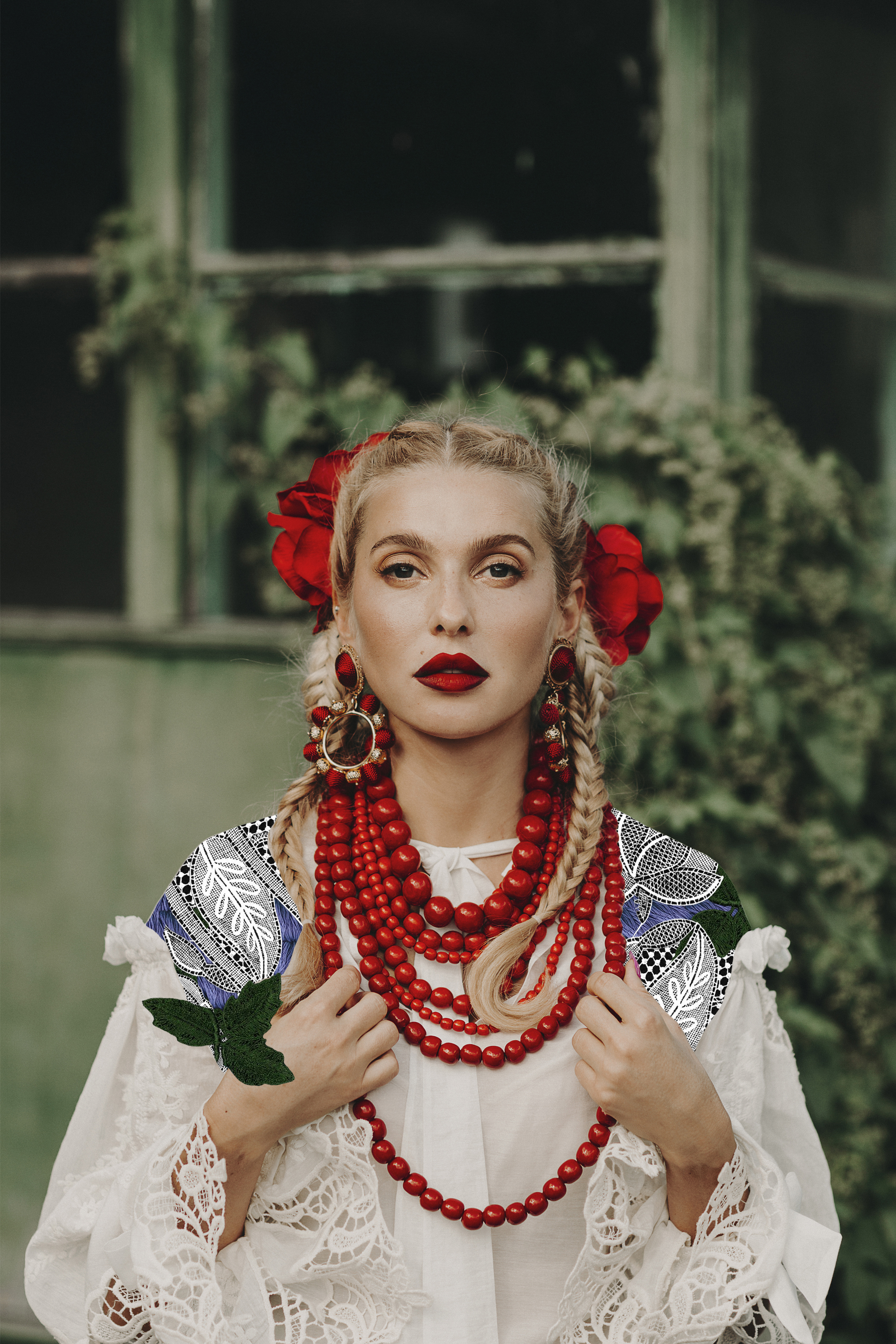 actor Anna Butkevich large photo