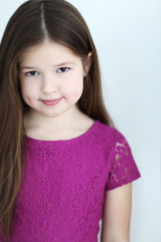 actor Macie Juiles large photo