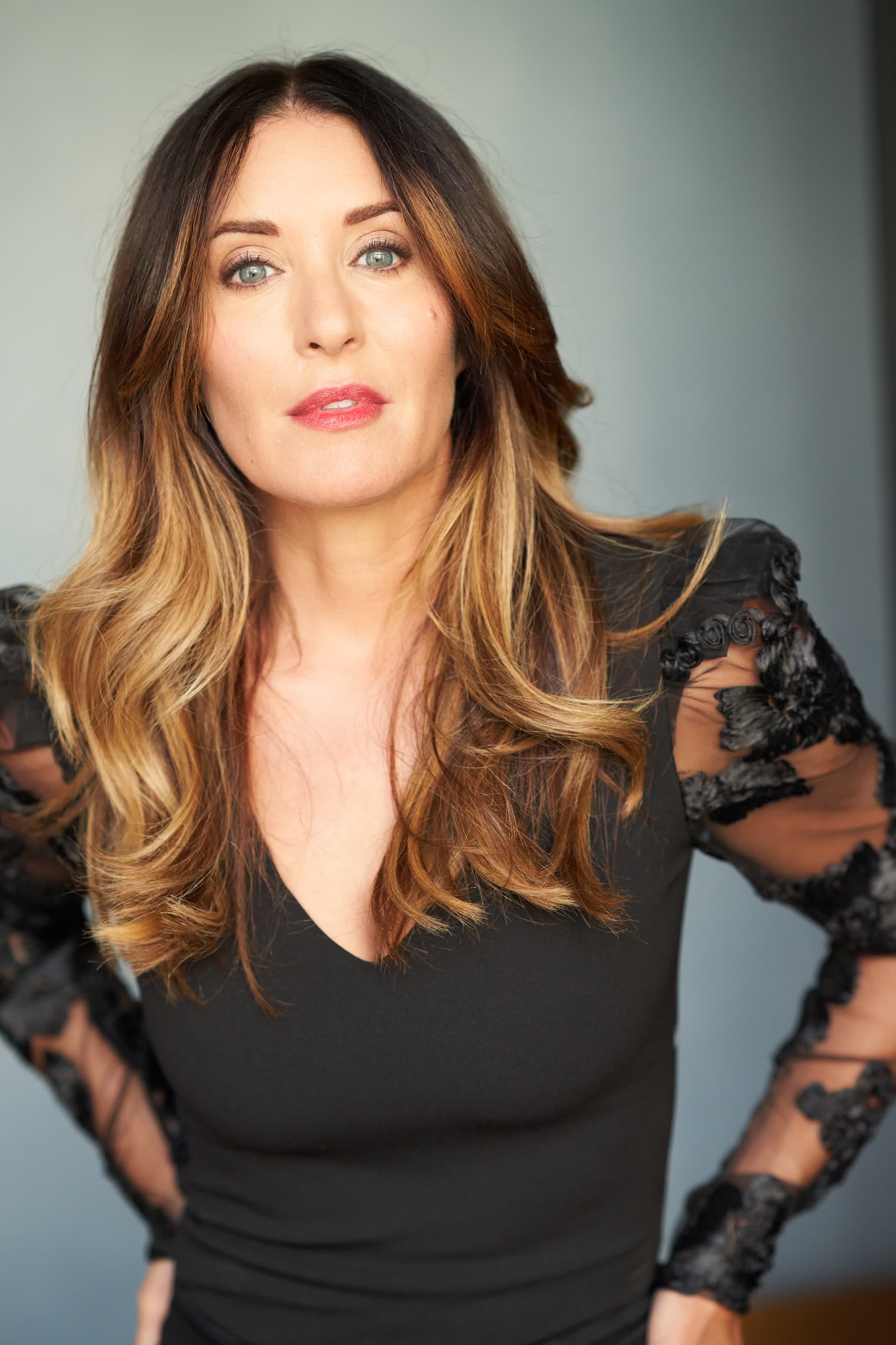 actor Cara AnnMarie large photo