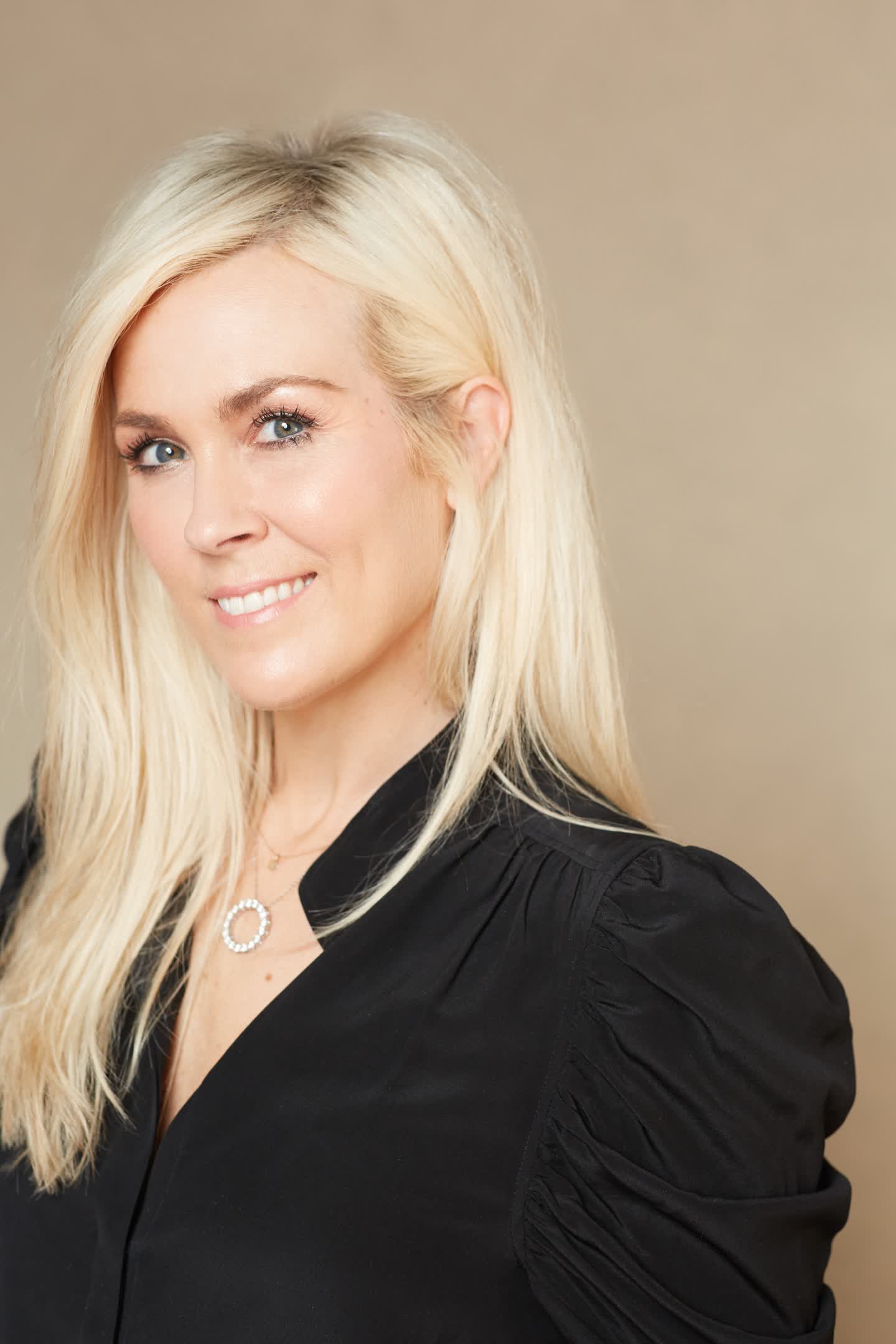 actor Rachel Cannon large photo