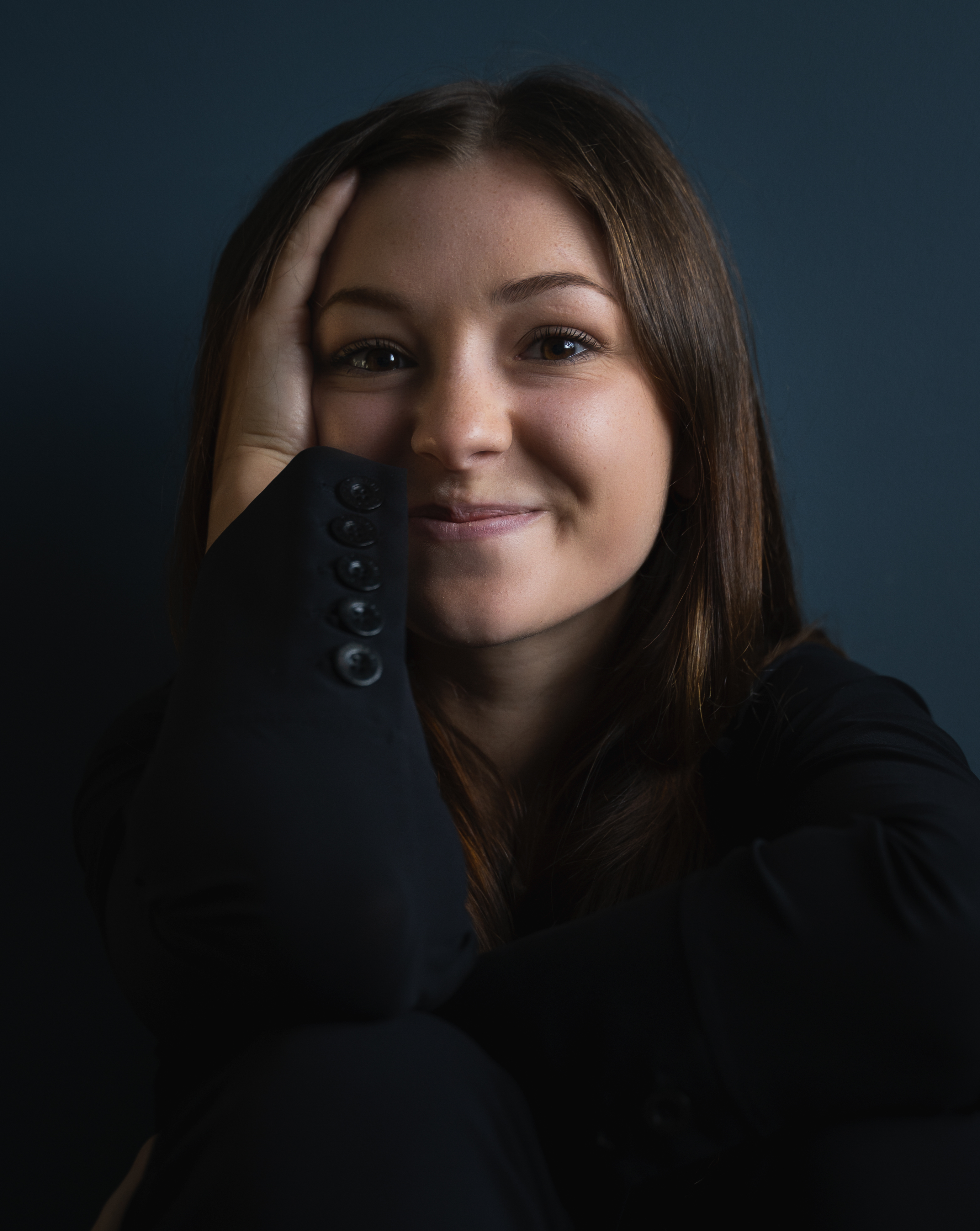 actor Abby Fitz large photo