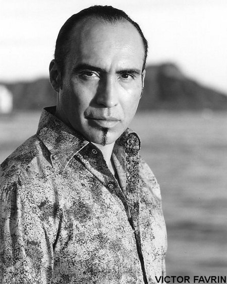 actor Victor Favrin large photo