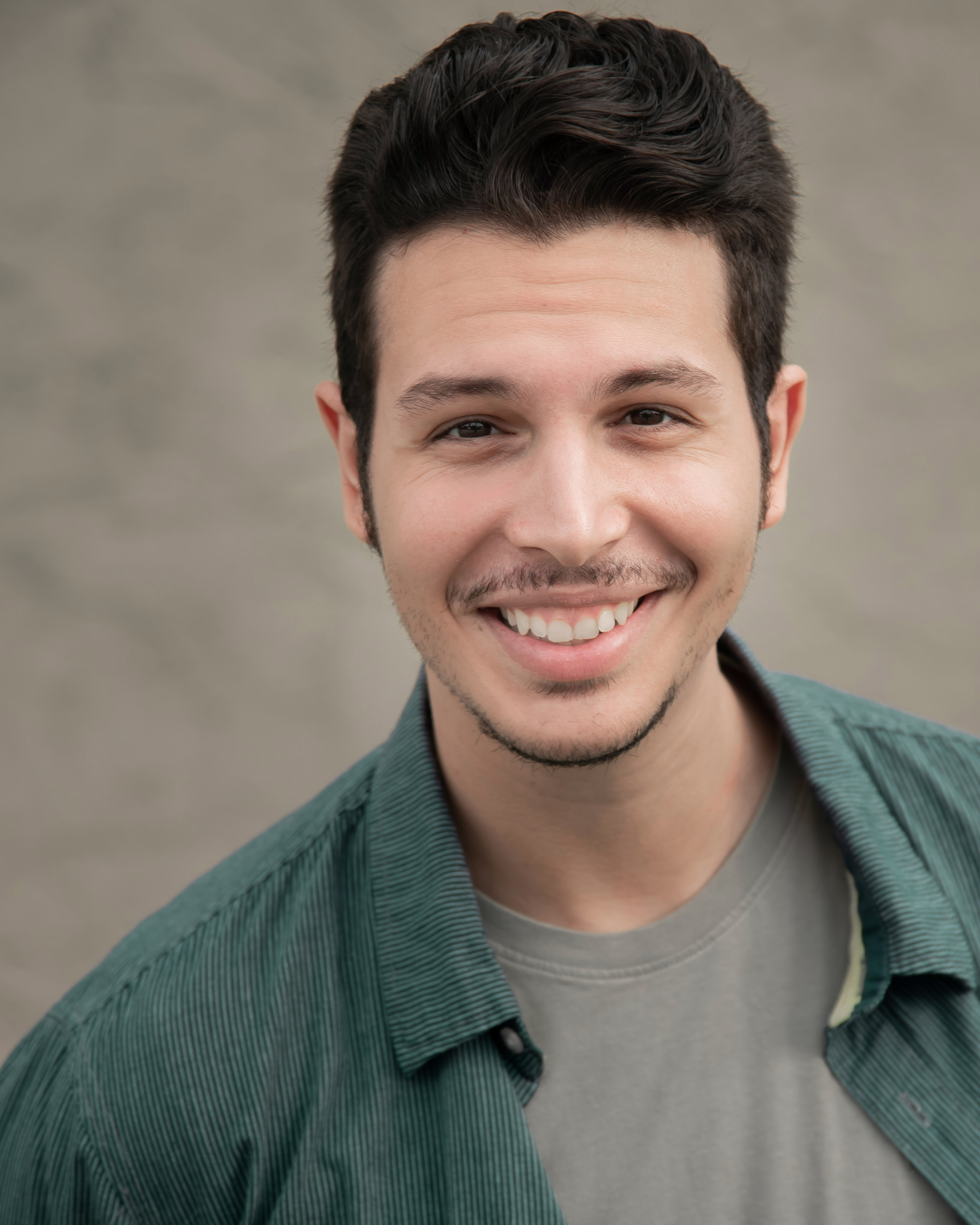 actor Manny Zaldivar large photo