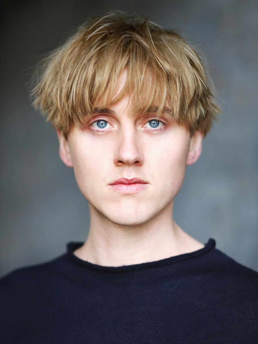 actor Jacob McCarthy large photo