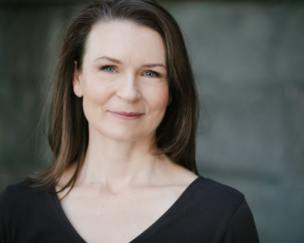 actor Margaret Mills large photo