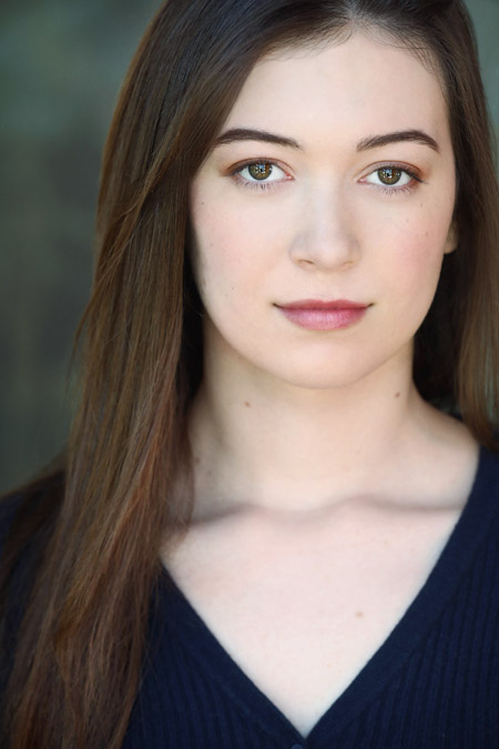 actor Grace Kaufman large photo