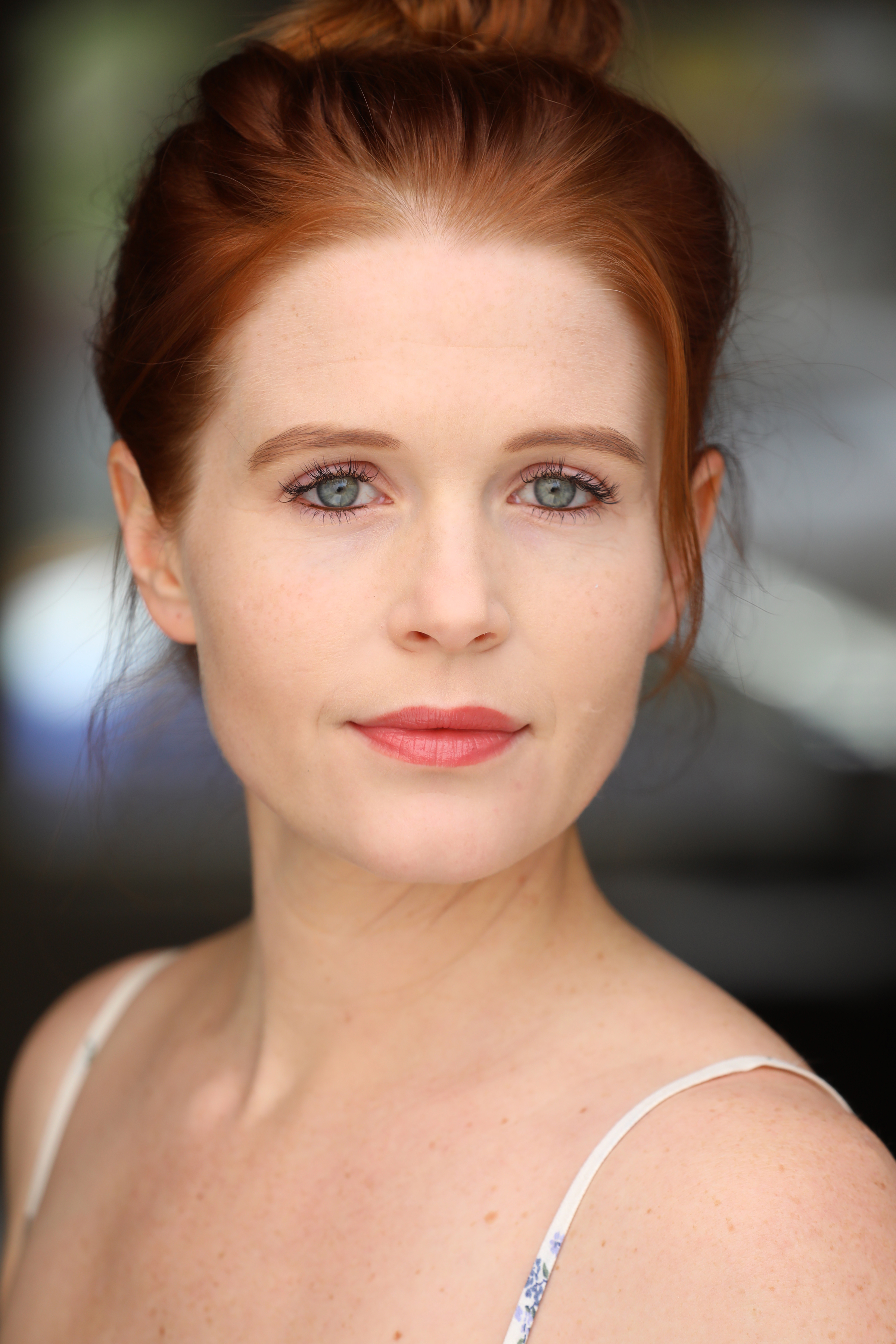 actor Kristina Clifford large photo