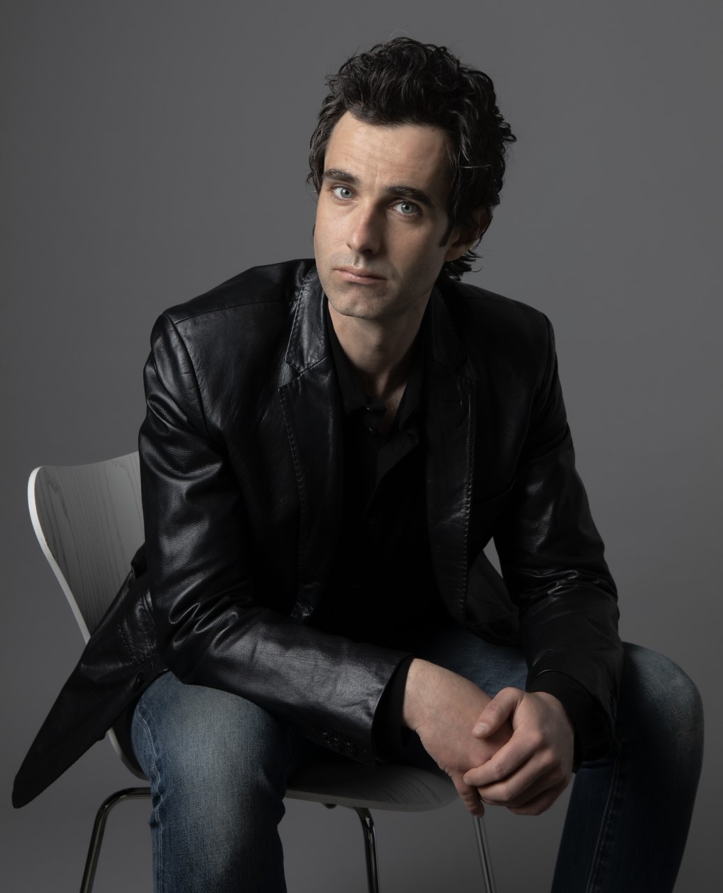 actor Mark Leonard Winter large photo