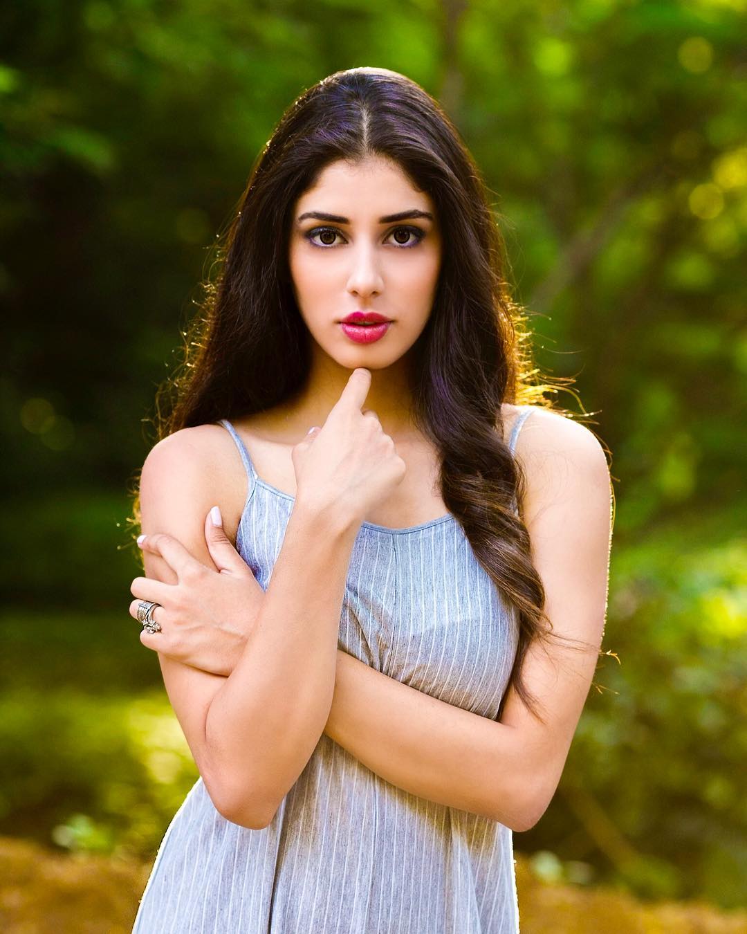 actor Jasmin Bajwa large photo