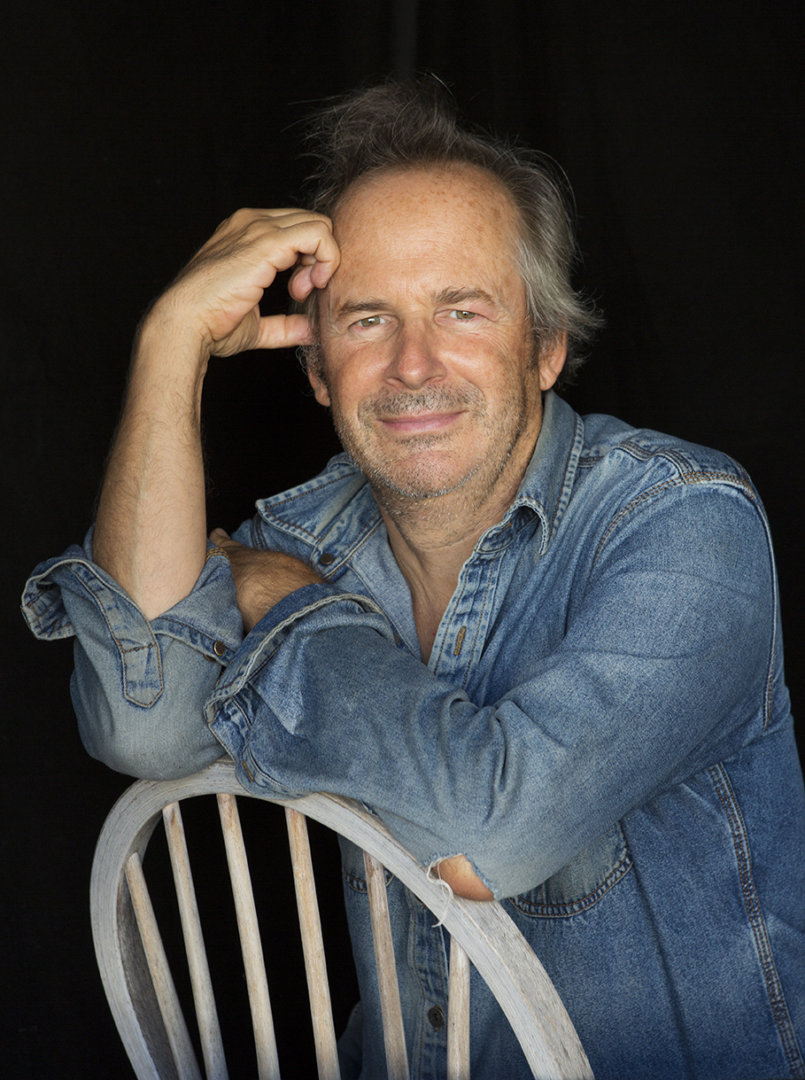 actor Chris Doubek large photo