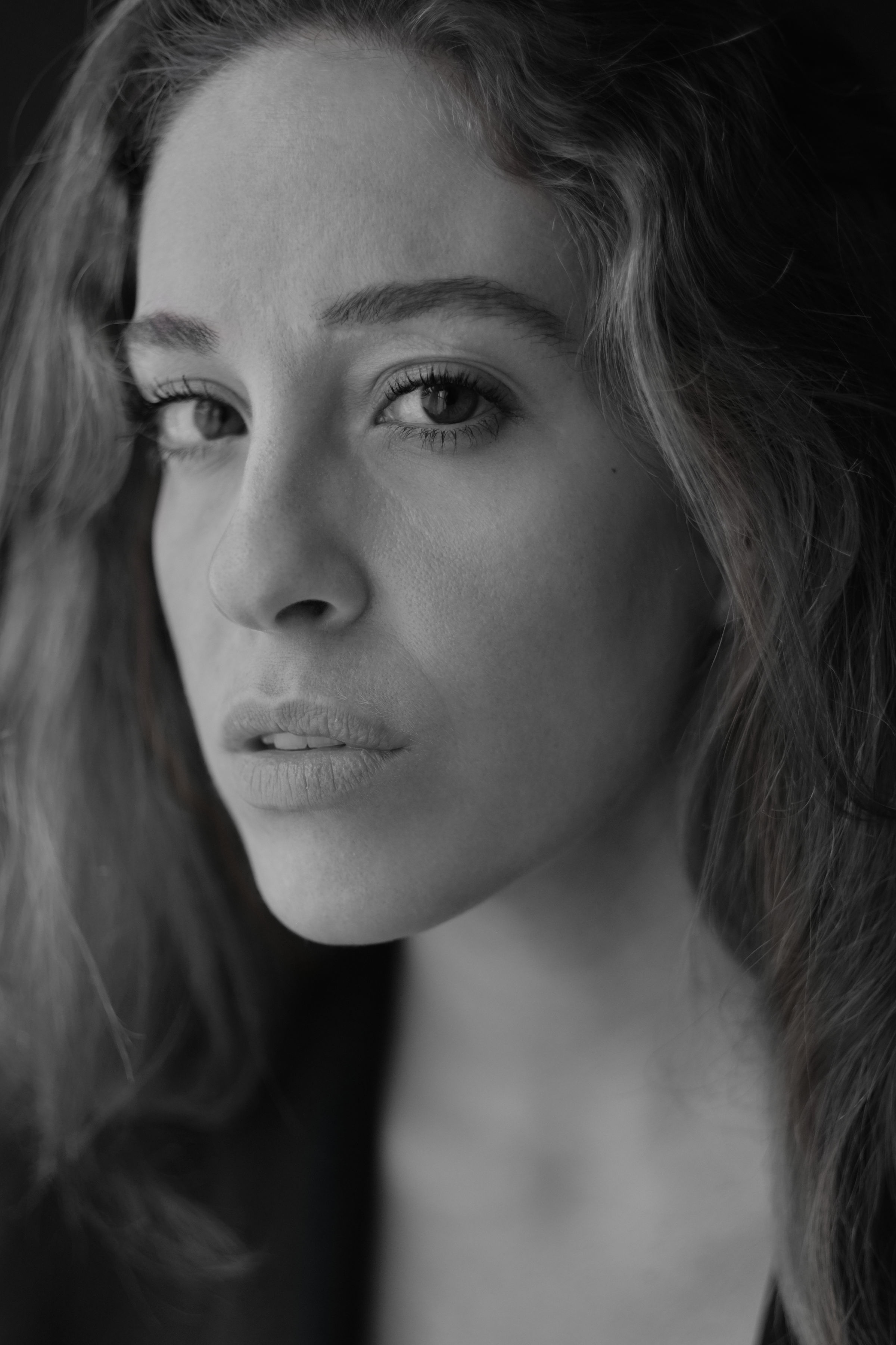 actor Leila Lallali large photo