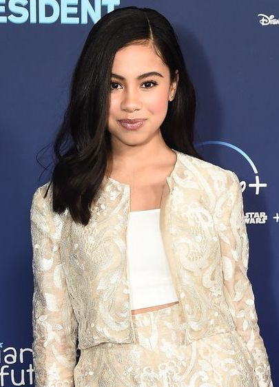 actor Tess Romero large photo