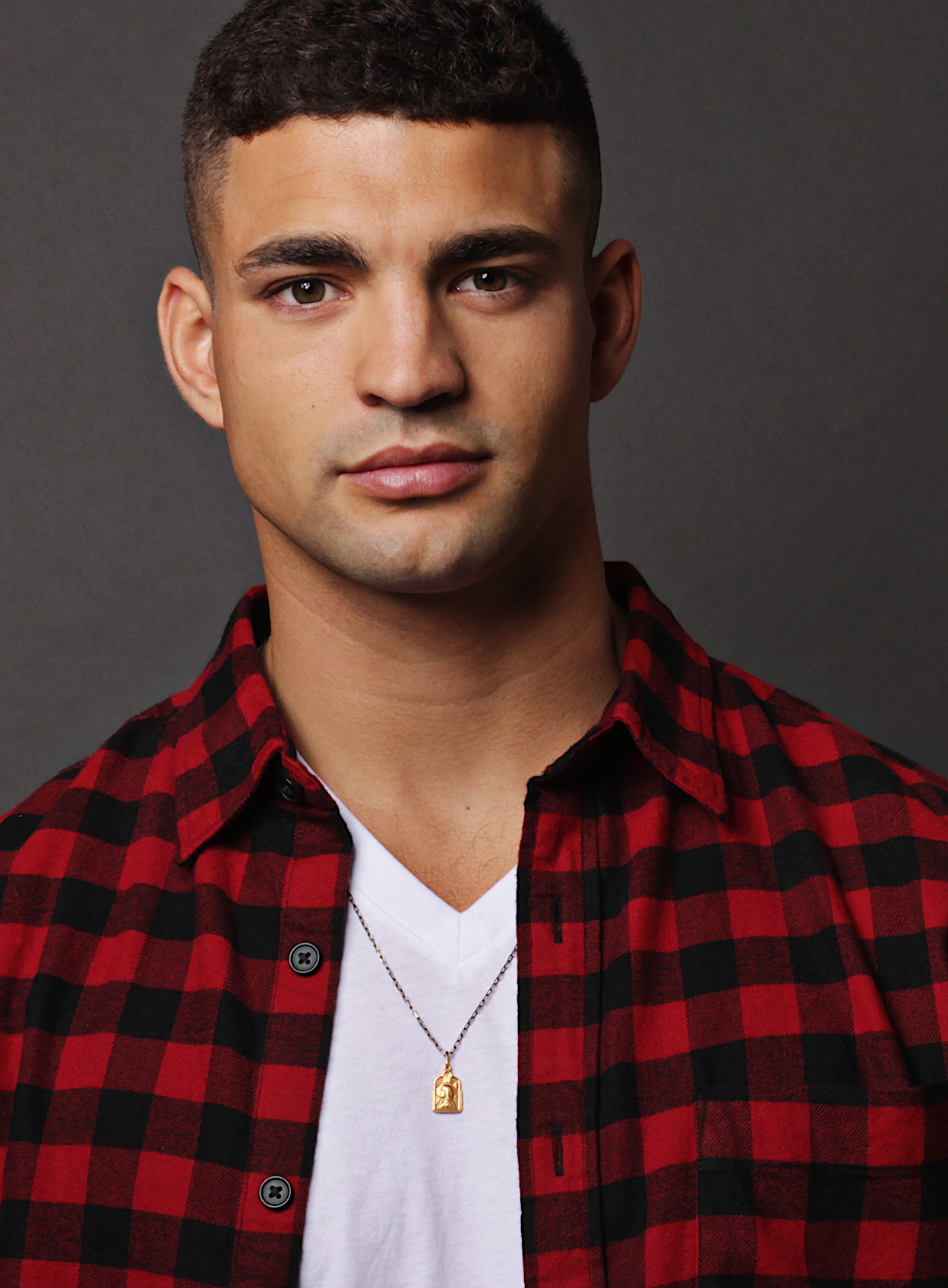 actor Joshua Diaz large photo