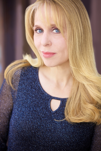 actor Dina Morrone large photo