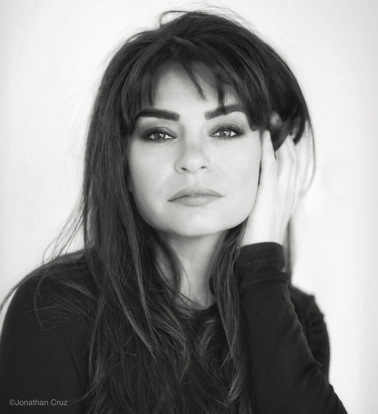 actor Mercedes De La Cruz large photo