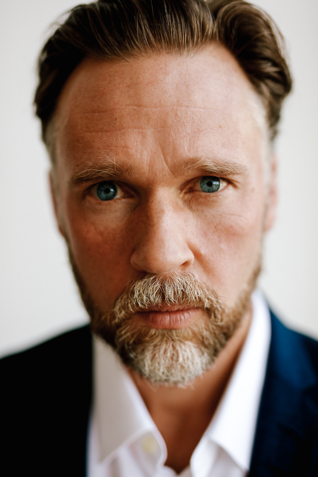 actor Christopher Wagelin large photo