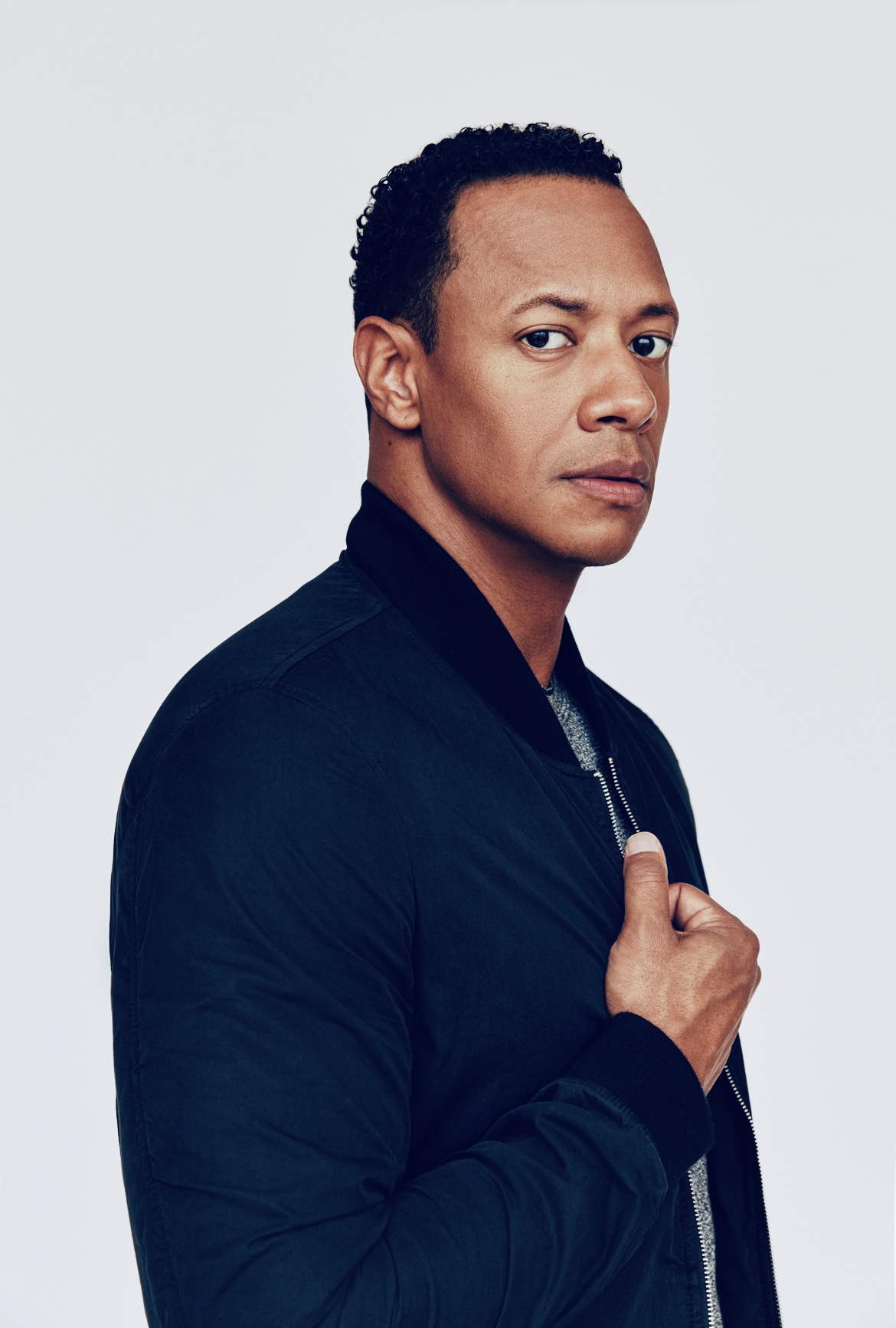 actor Emerson Brooks large photo