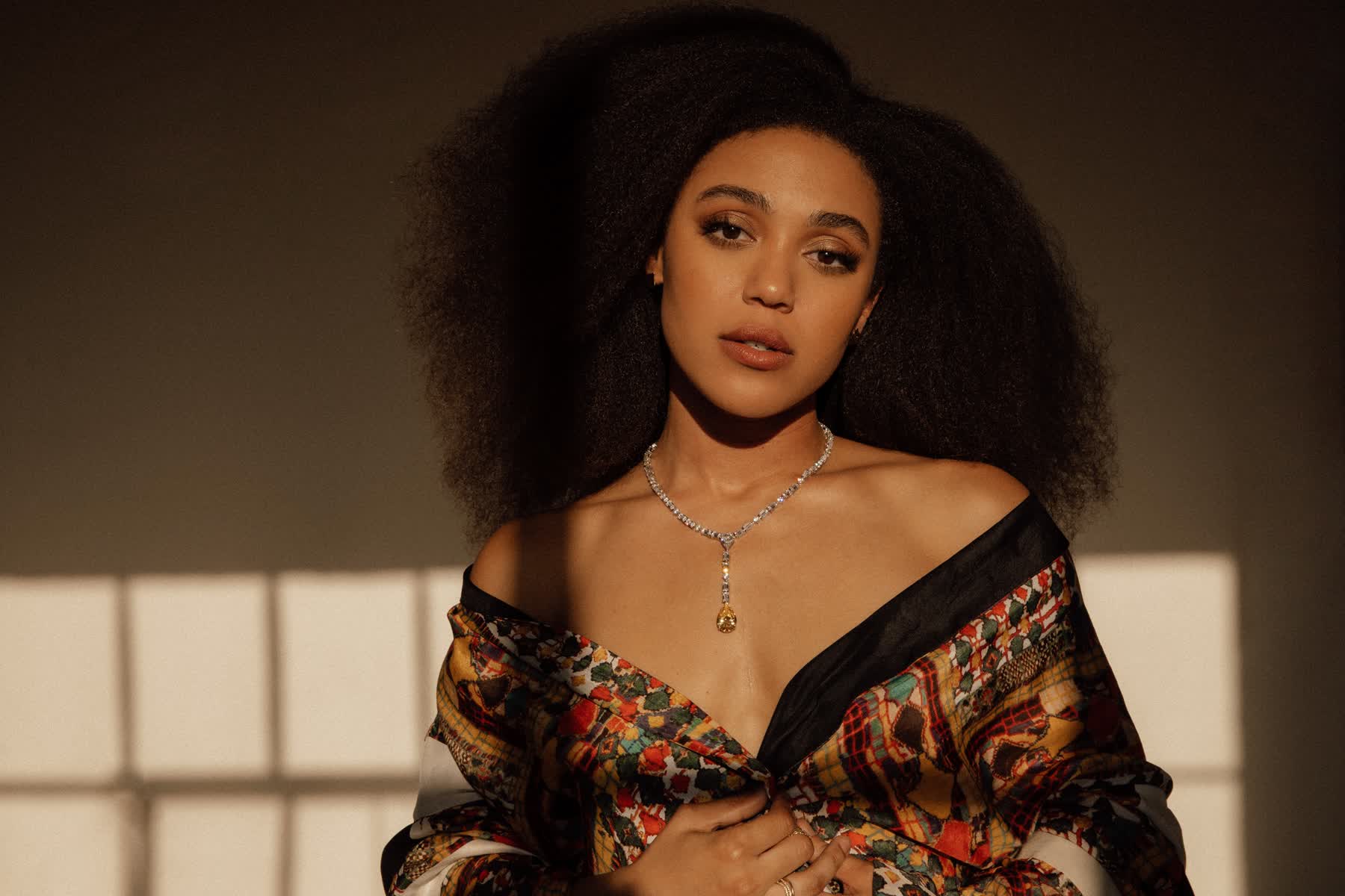 actor Mychala Lee large photo