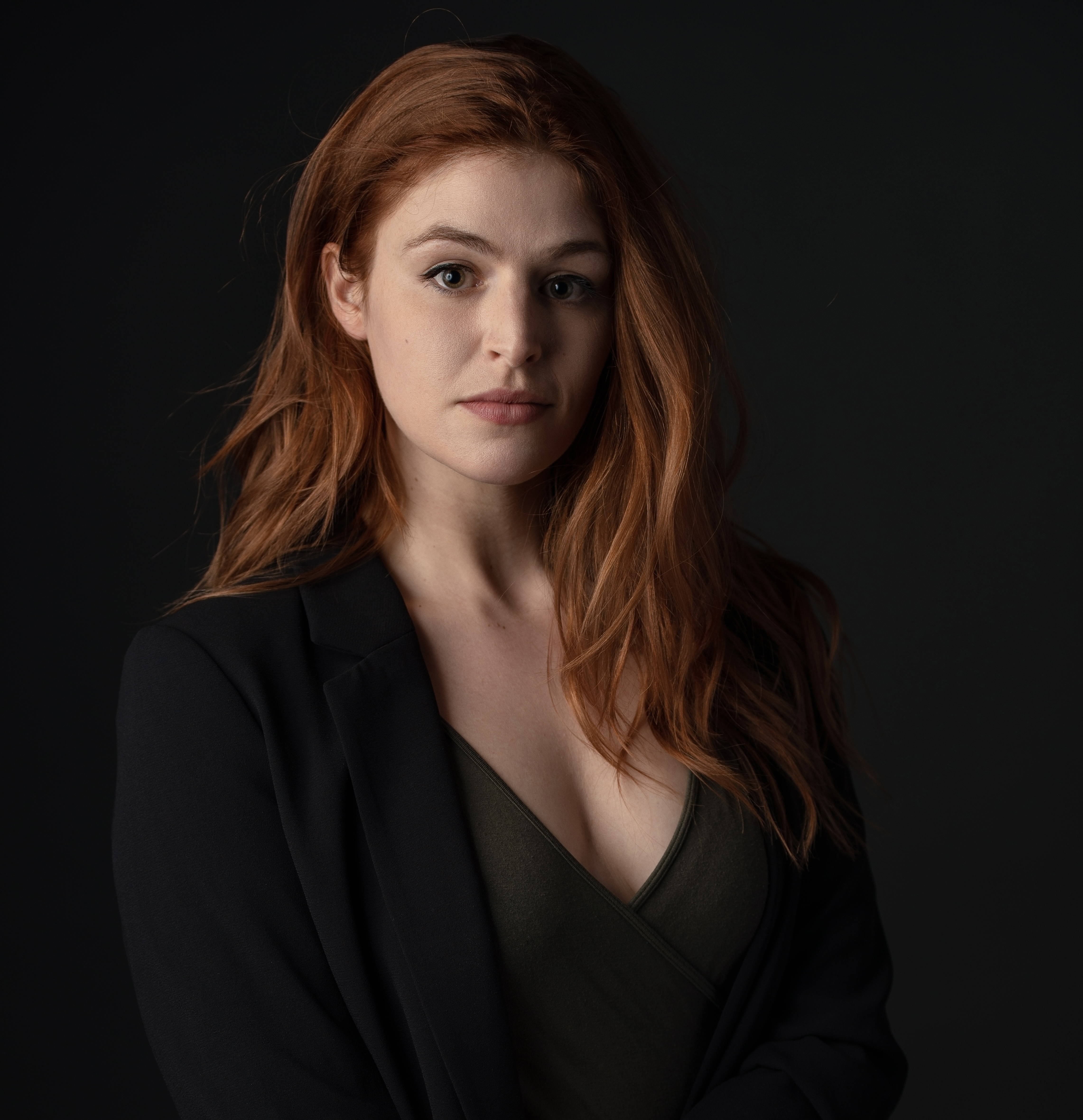 actor Alia DeSantis large photo