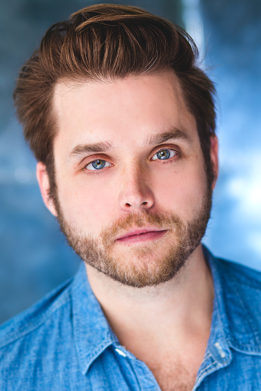 actor Alex Woods large photo