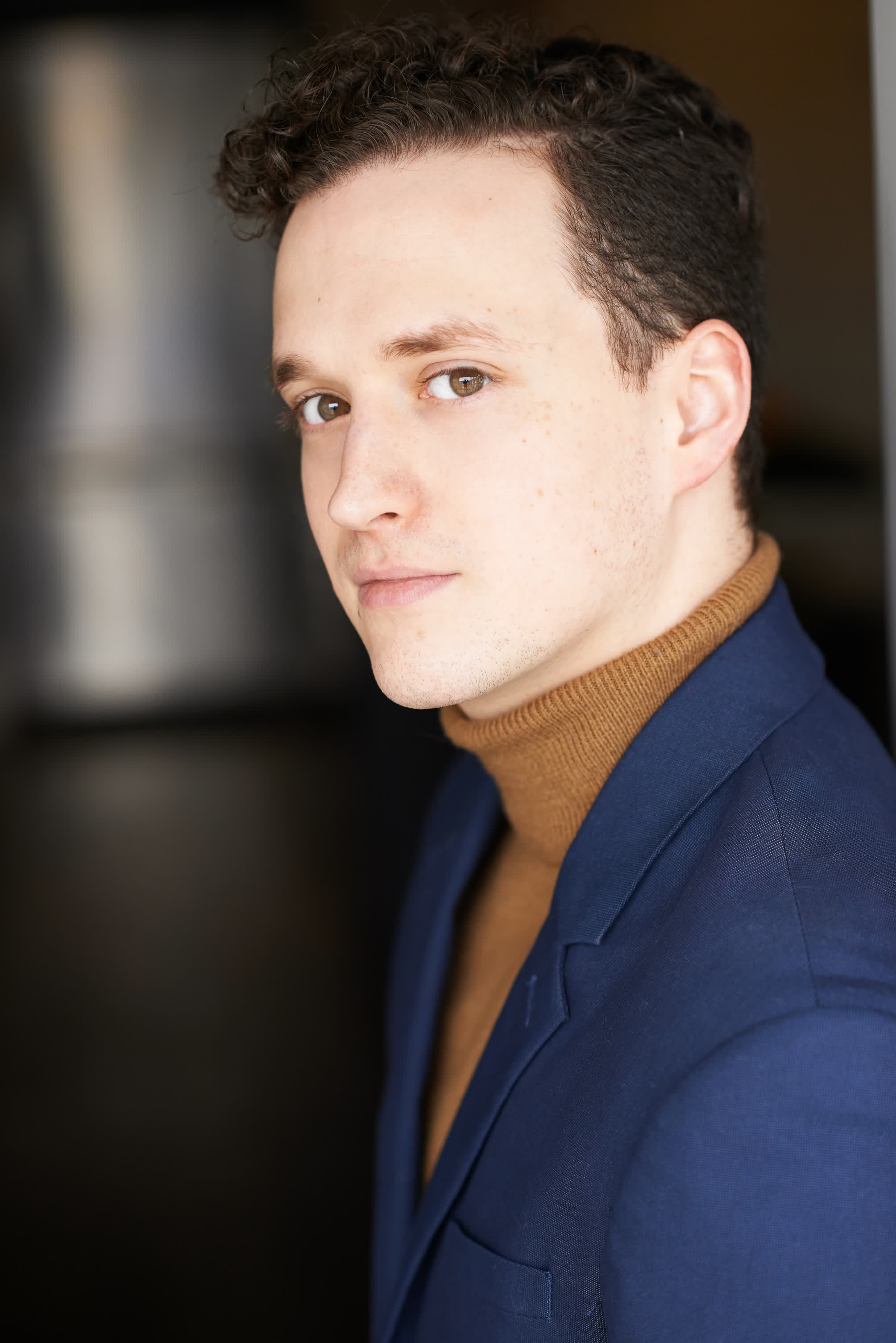 actor Parker Davis Gray large photo