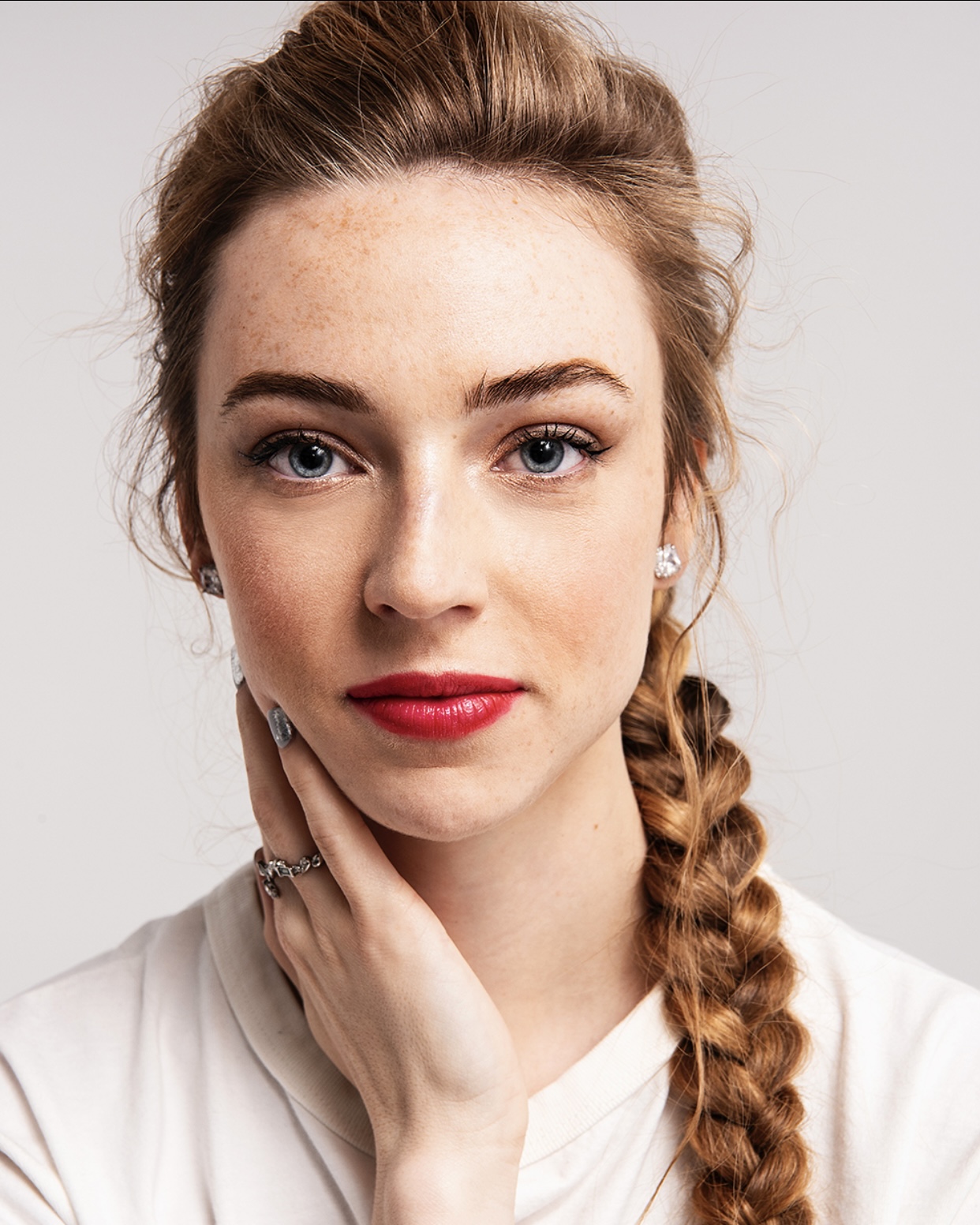 actor Sarah Mezzanotte large photo