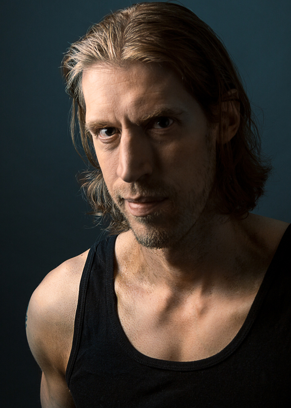 actor Phill Martin large photo