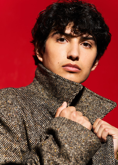 actor Conor Husting large photo