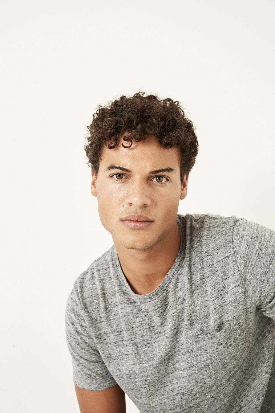 actor Jan Luis Castellanos large photo