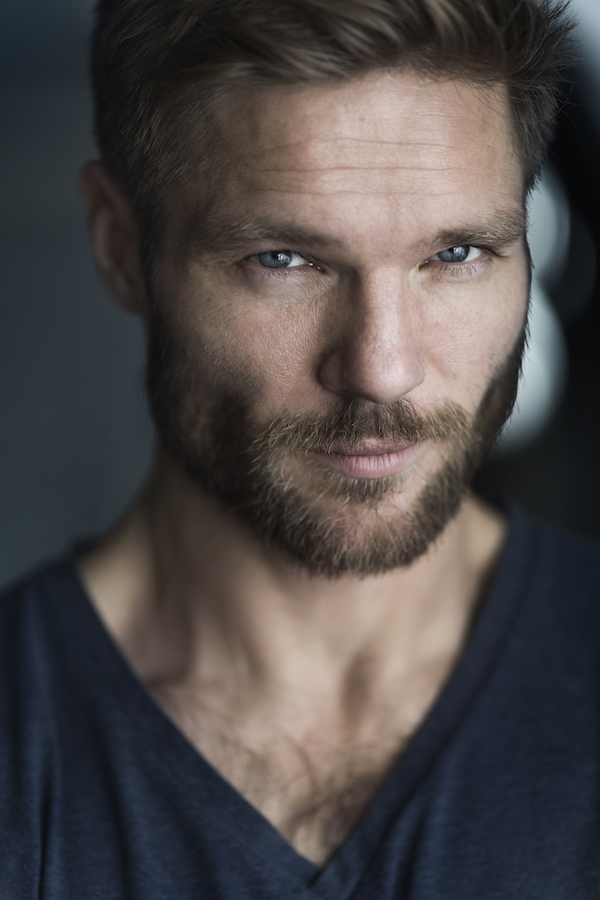 actor David Owe large photo