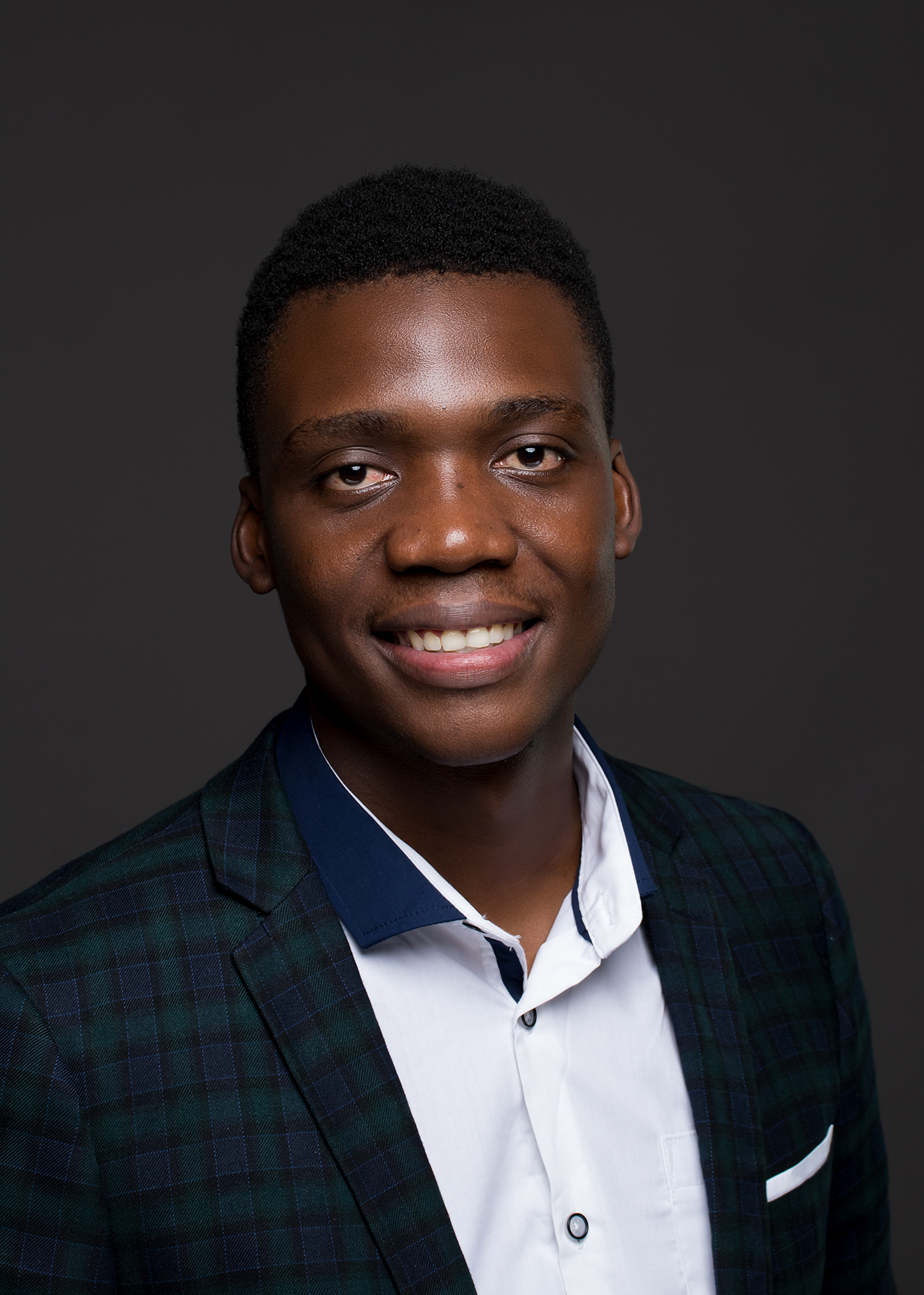 actor Chris Langa large photo