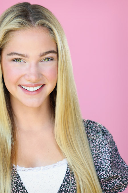 actor Juliette Hanover large photo