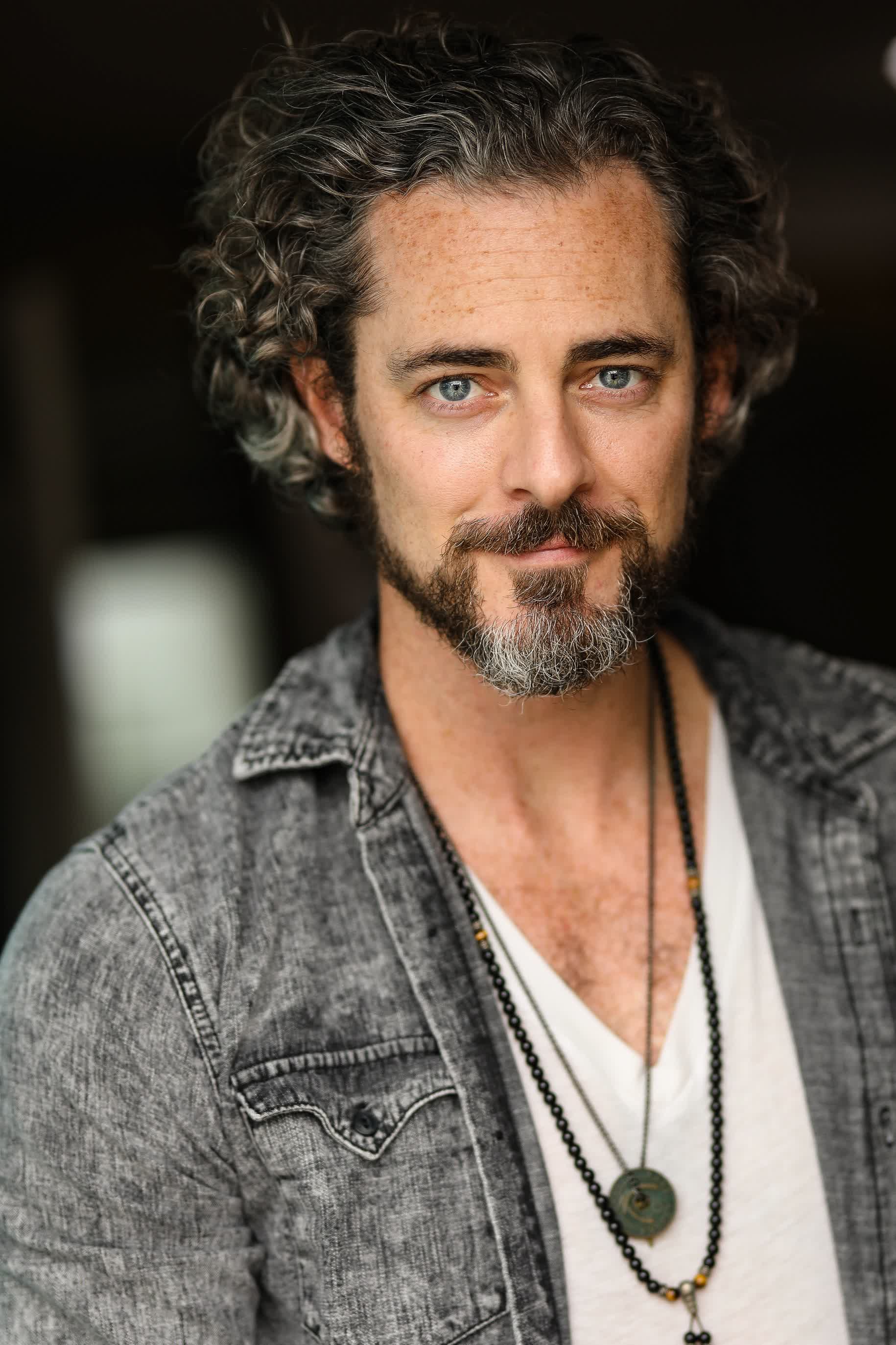 actor David Vaughn large photo