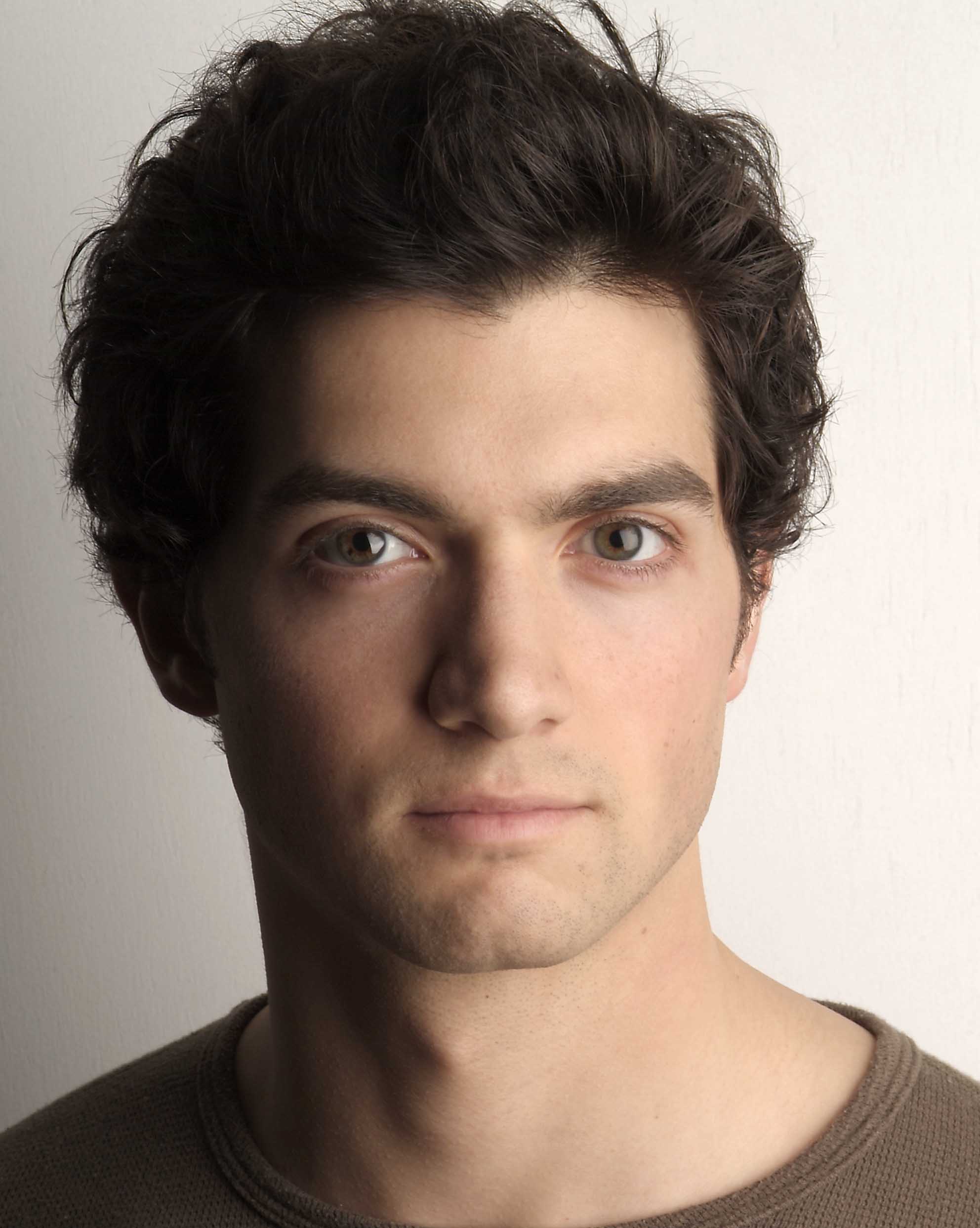 actor David Alpay large photo