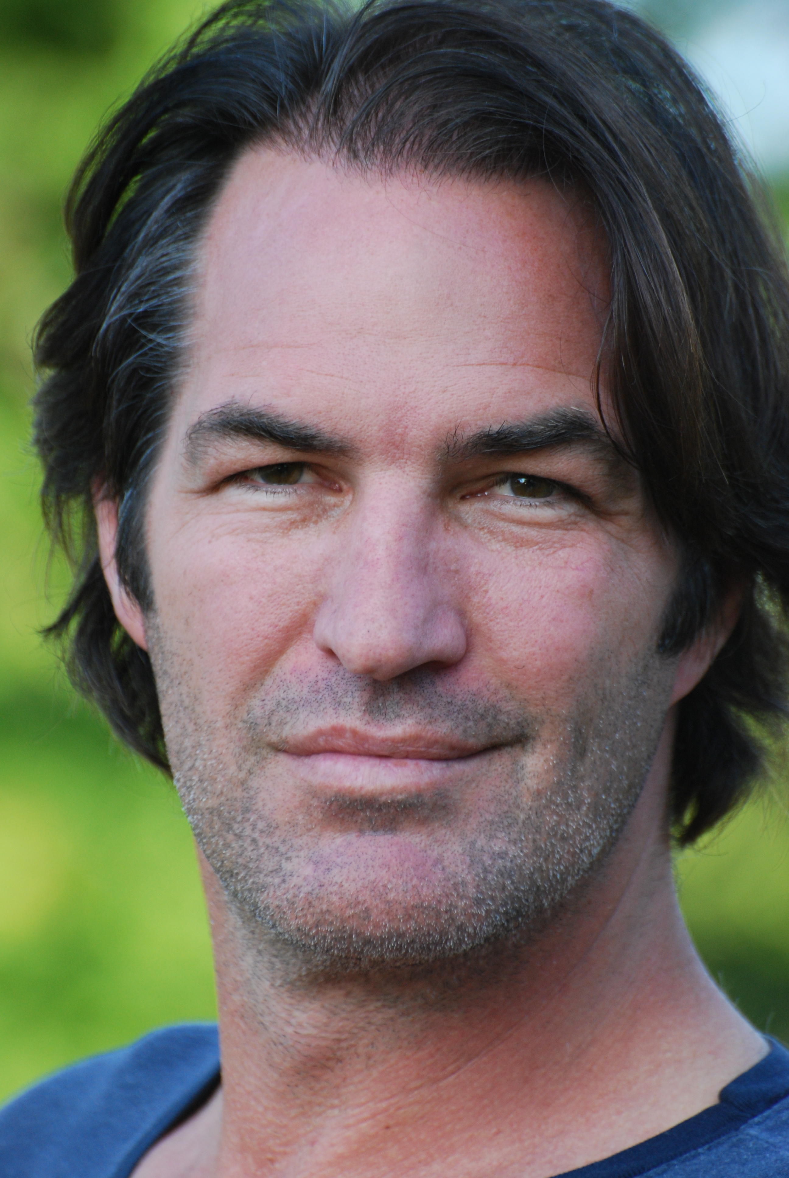 actor Glenn Ennis large photo