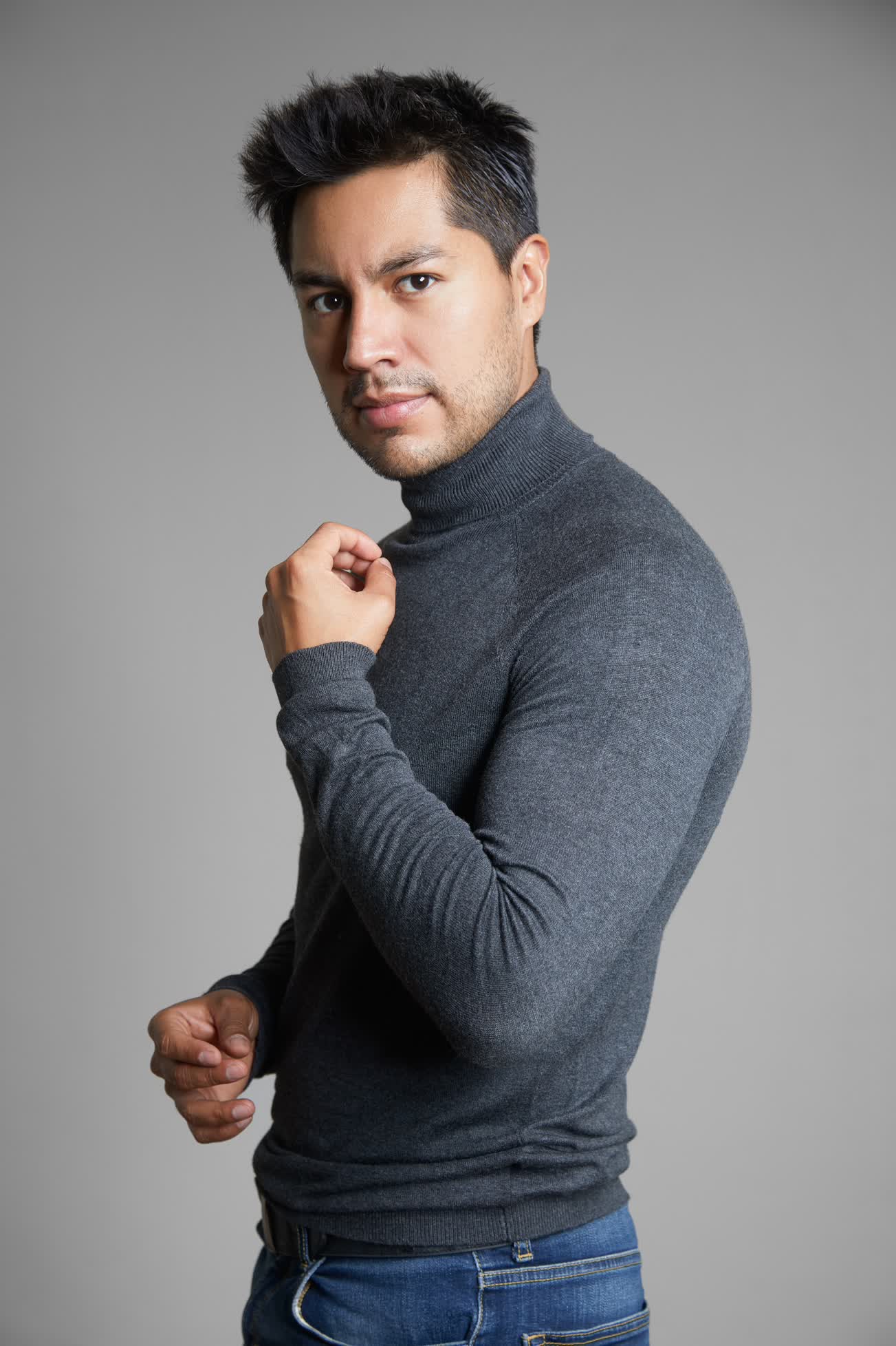 actor Mauro González large photo