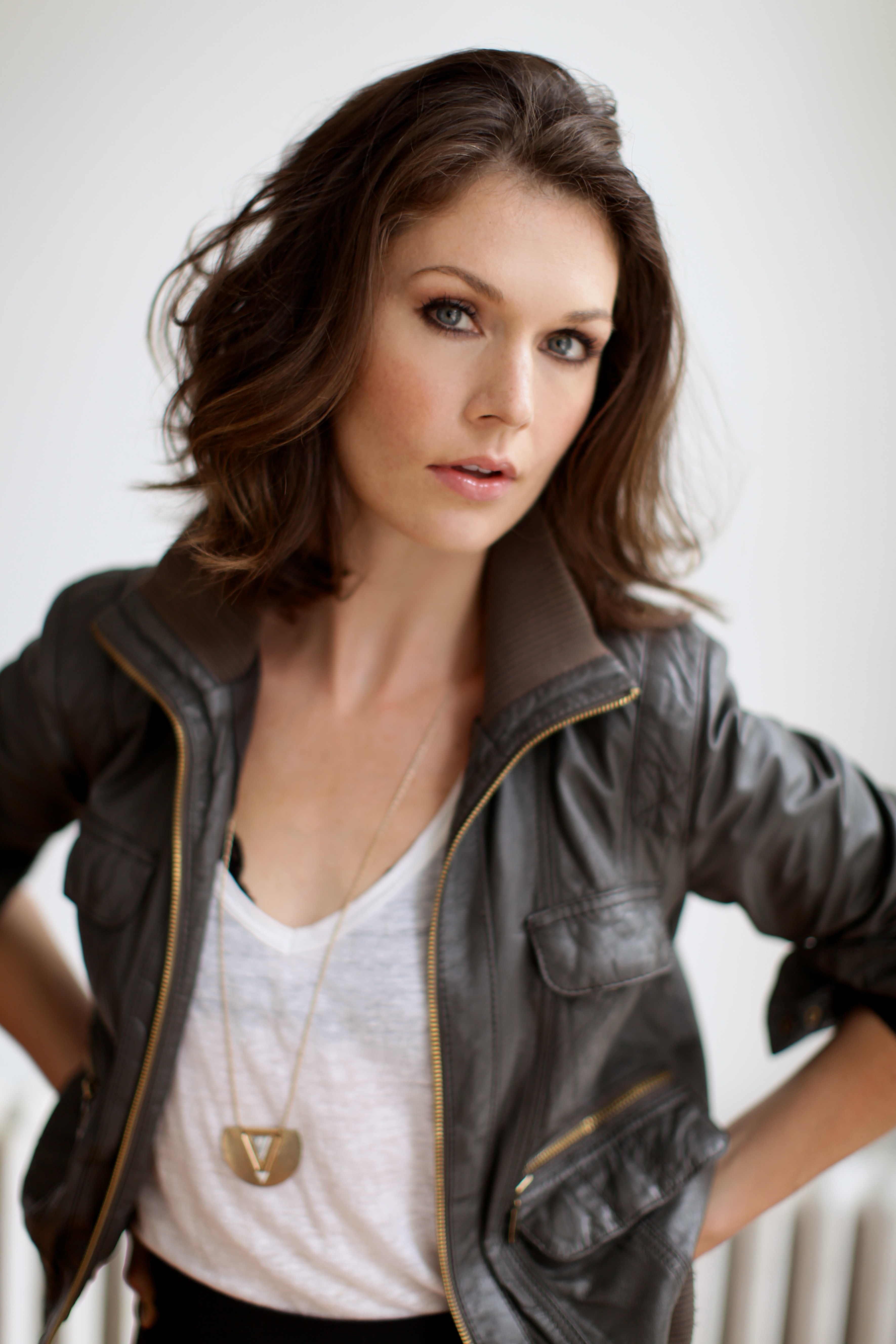 actor Janie Brookshire large photo