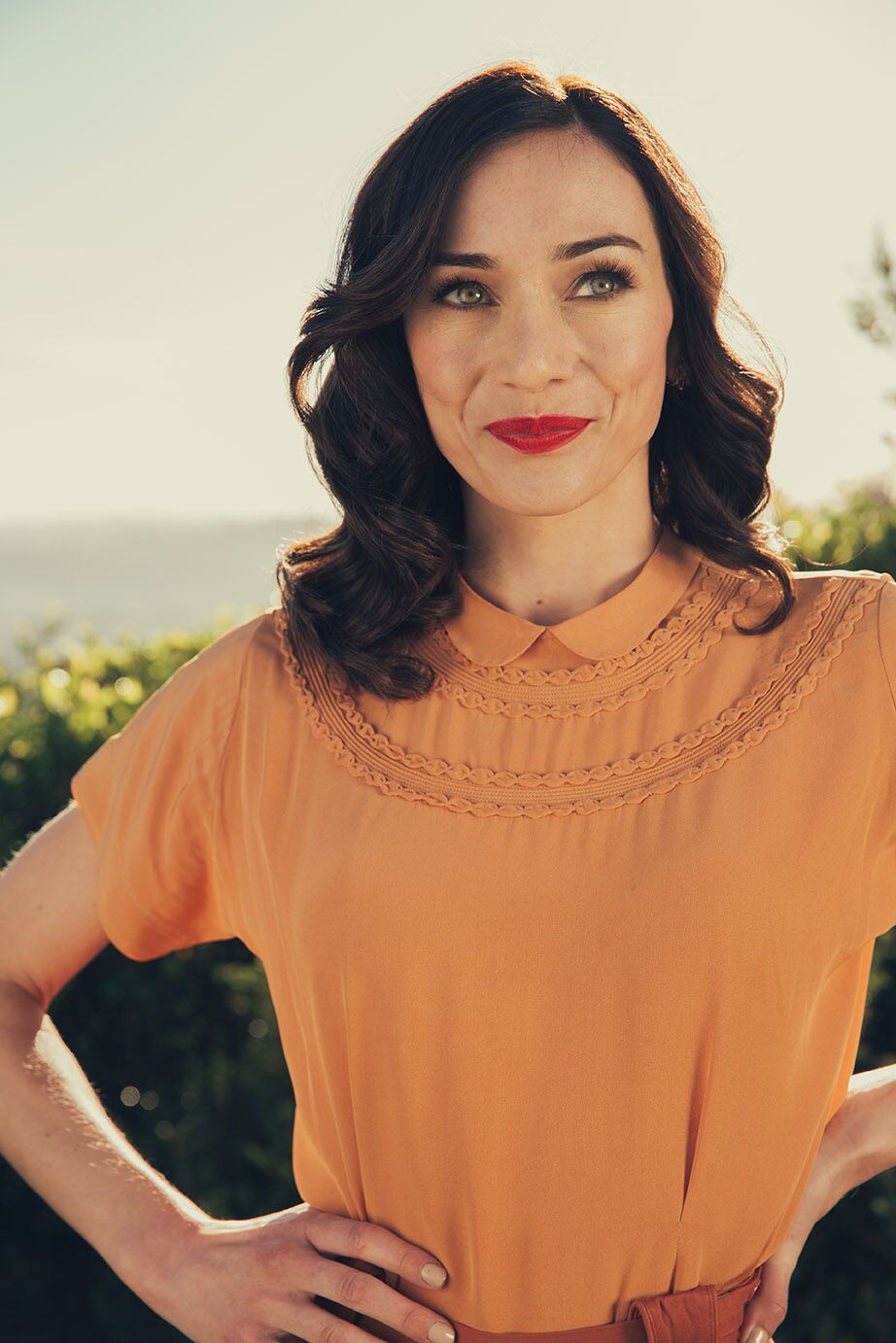 actor Jocelyn DeBoer large photo