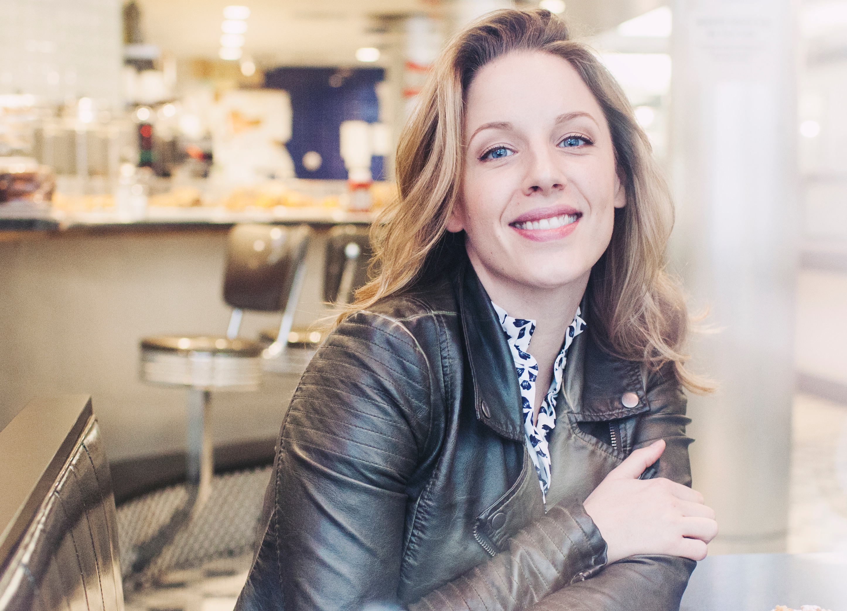 actor Jessie Mueller large photo