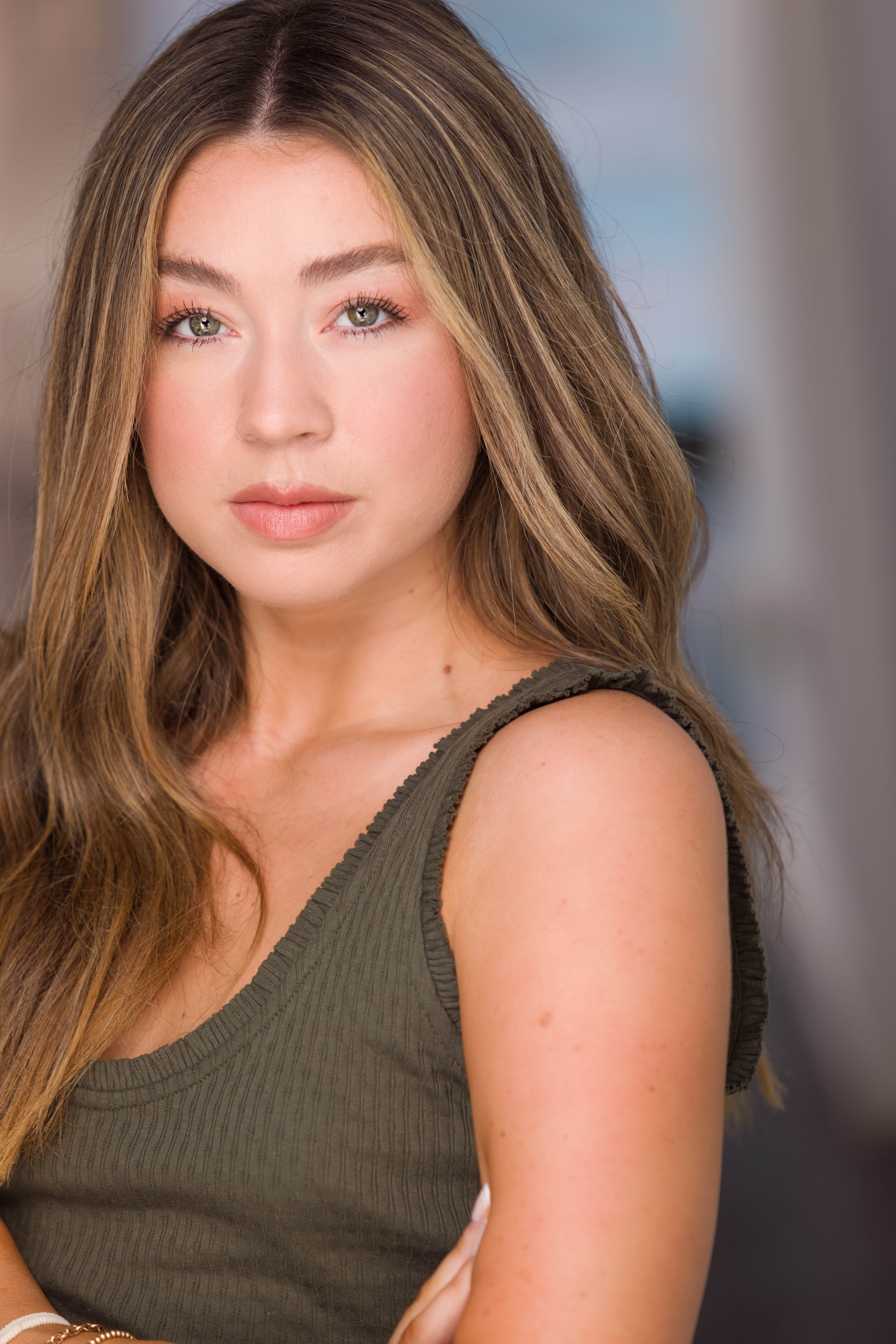 actor Shelby Duclos large photo