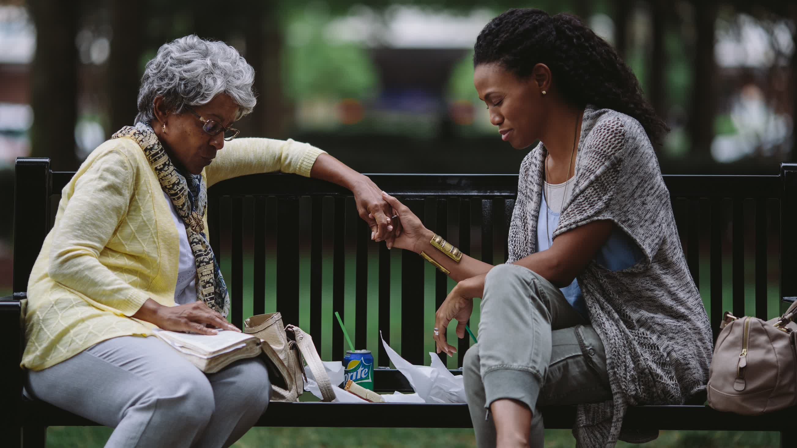 actor Priscilla C. Shirer large photo