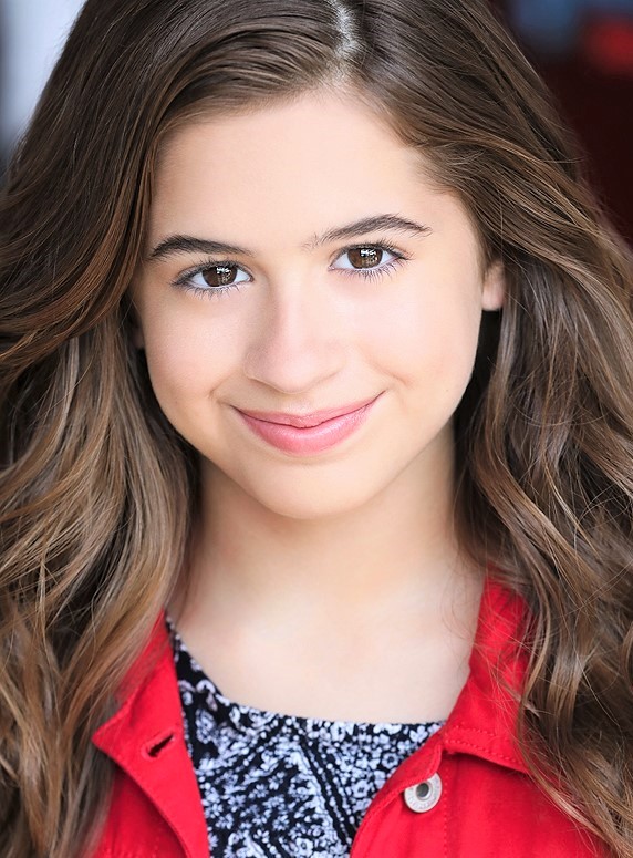 actor Tessa Espinola large photo