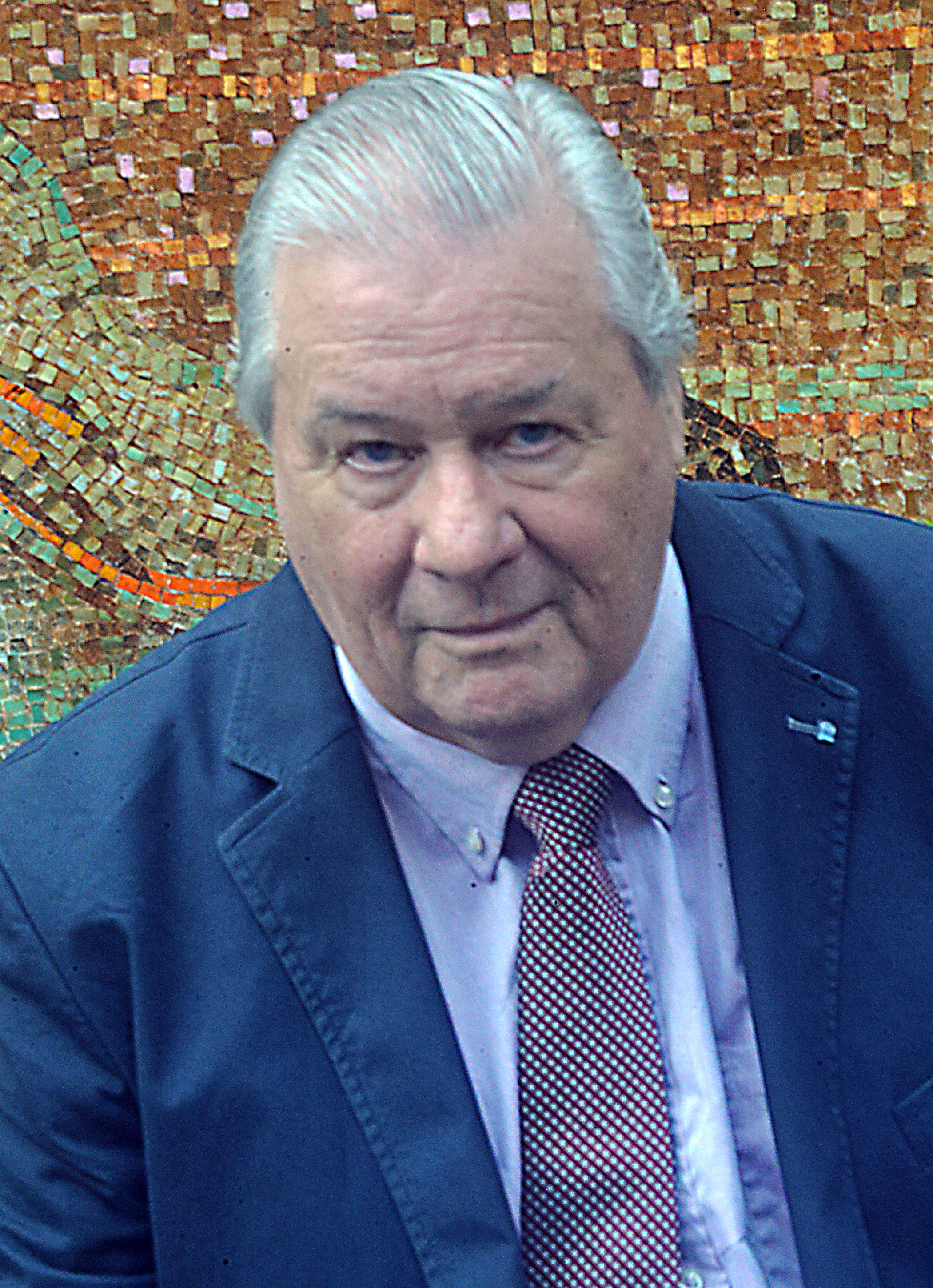 actor Bruce McGuire large photo