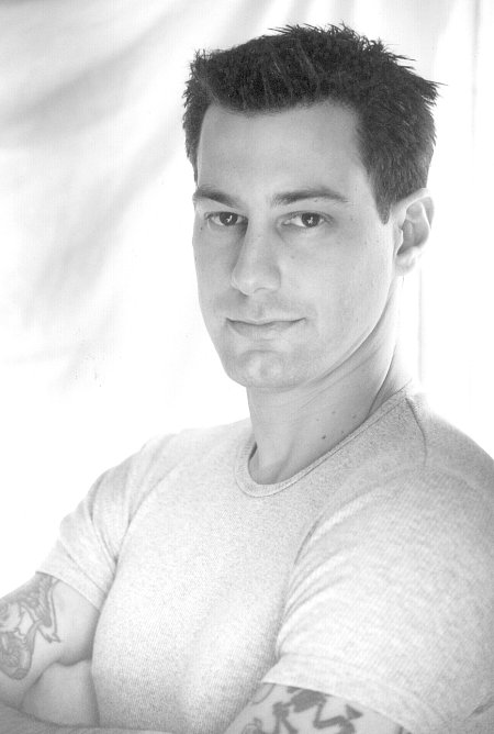 actor Scott Levy large photo