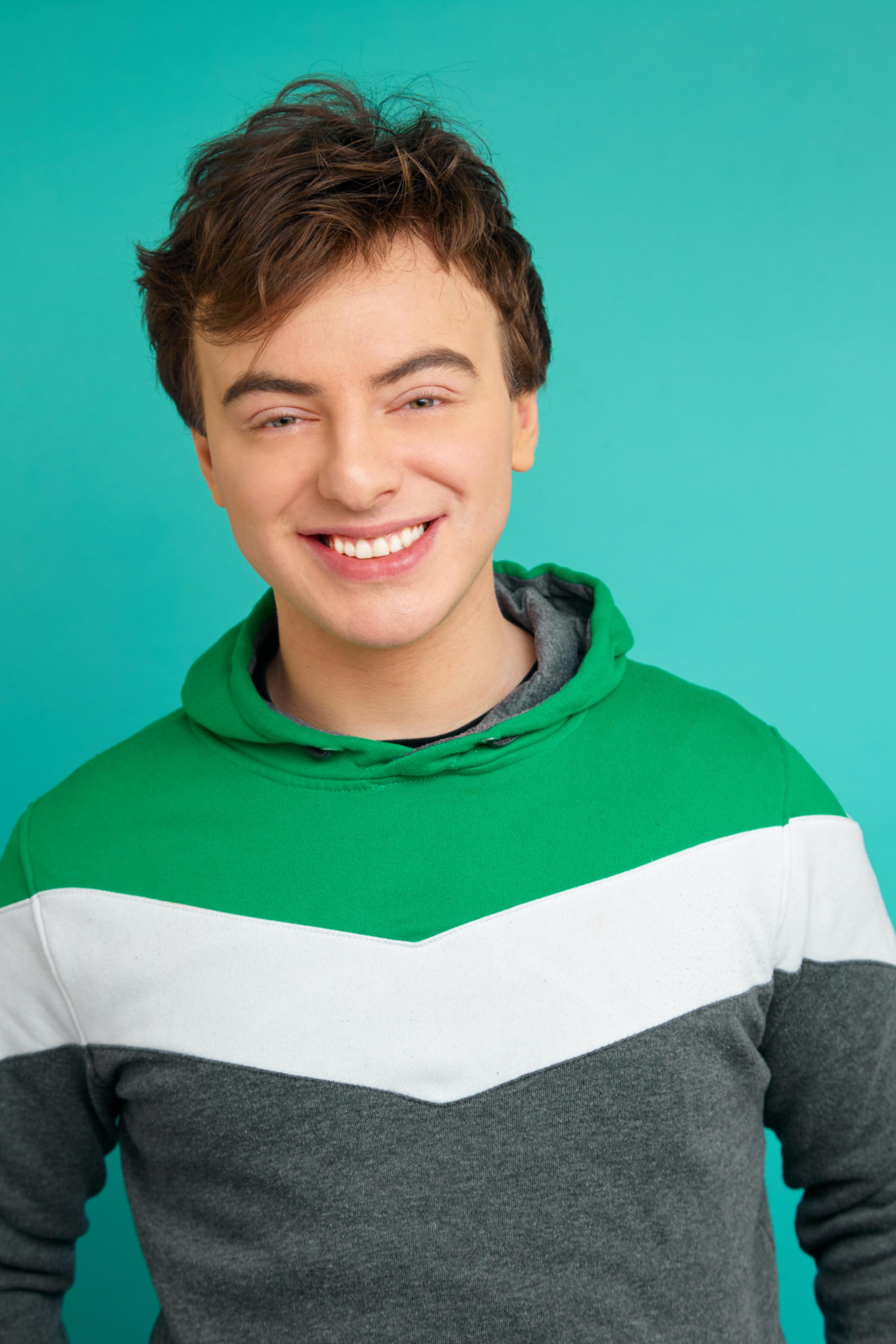 actor Kellen Goff large photo