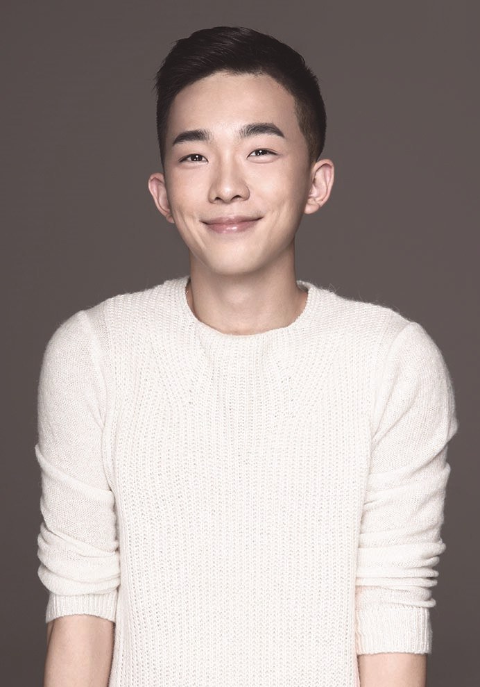 actor Guansen Ding large photo