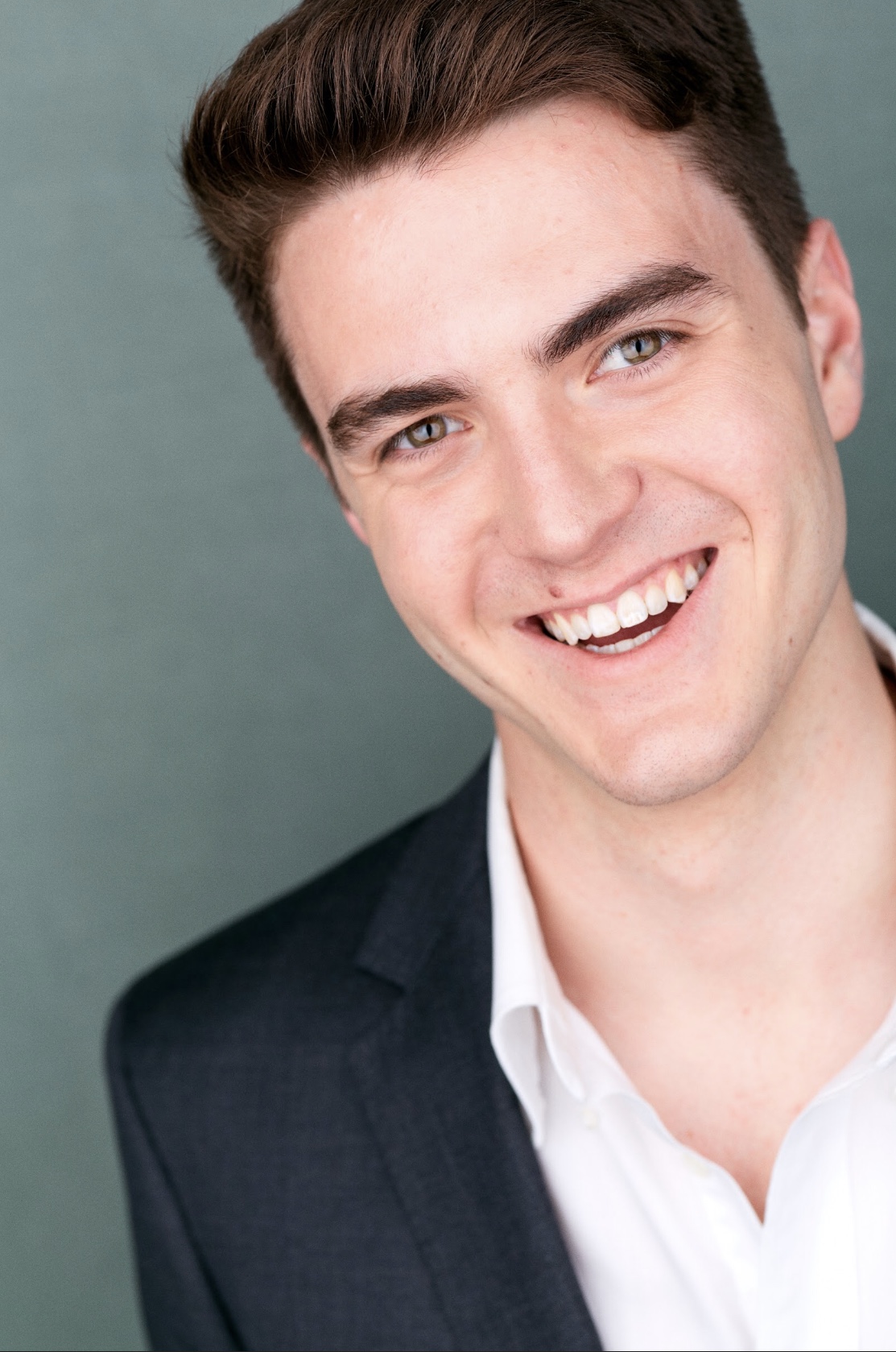 actor Dean Tierney large photo