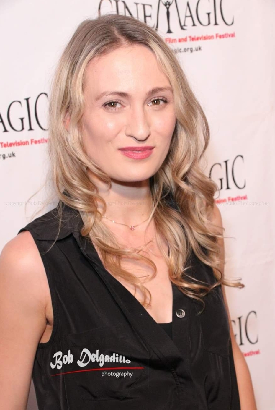 actor Nika Khitrova large photo