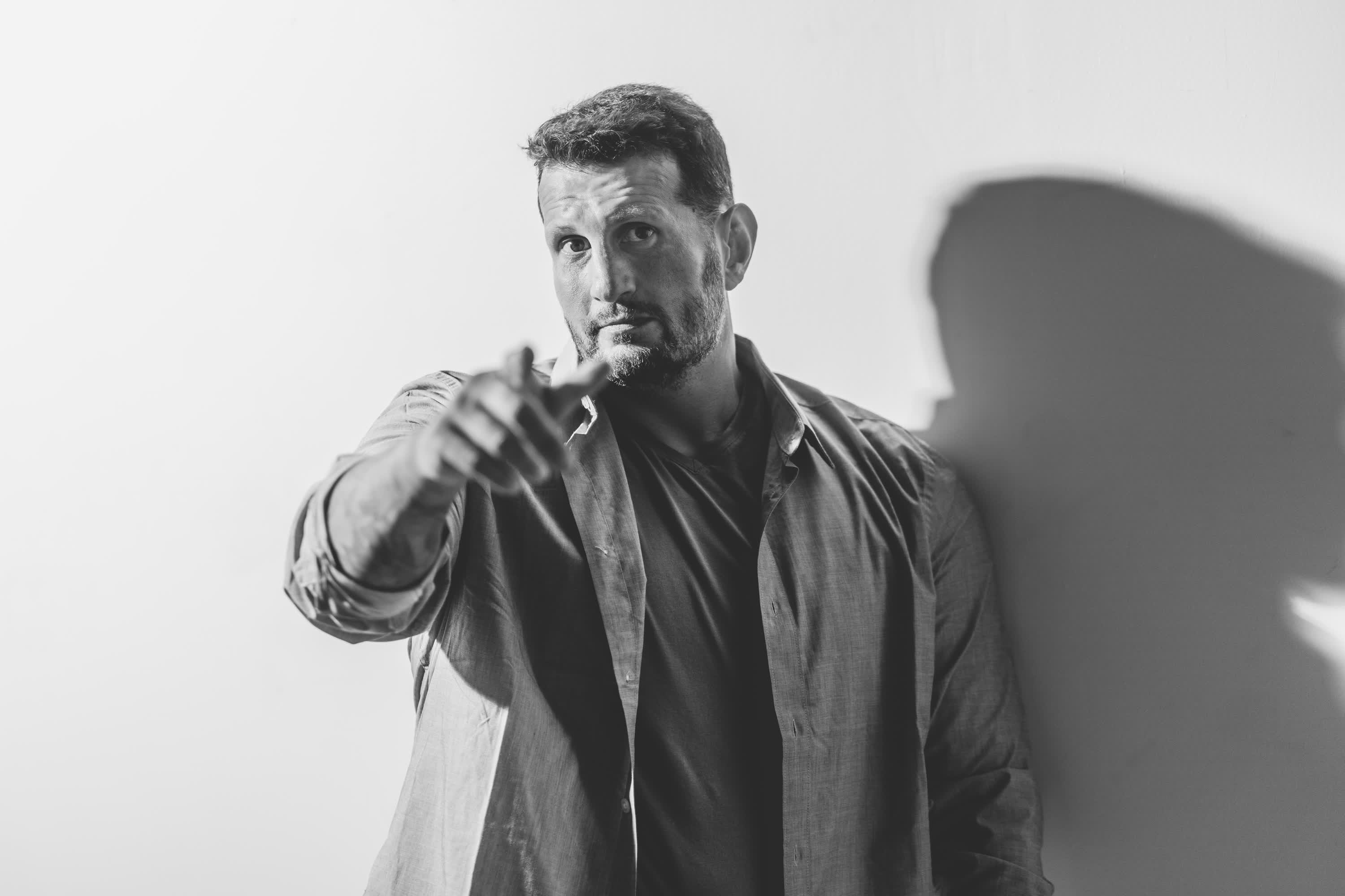 actor Dan Rizzuto large photo