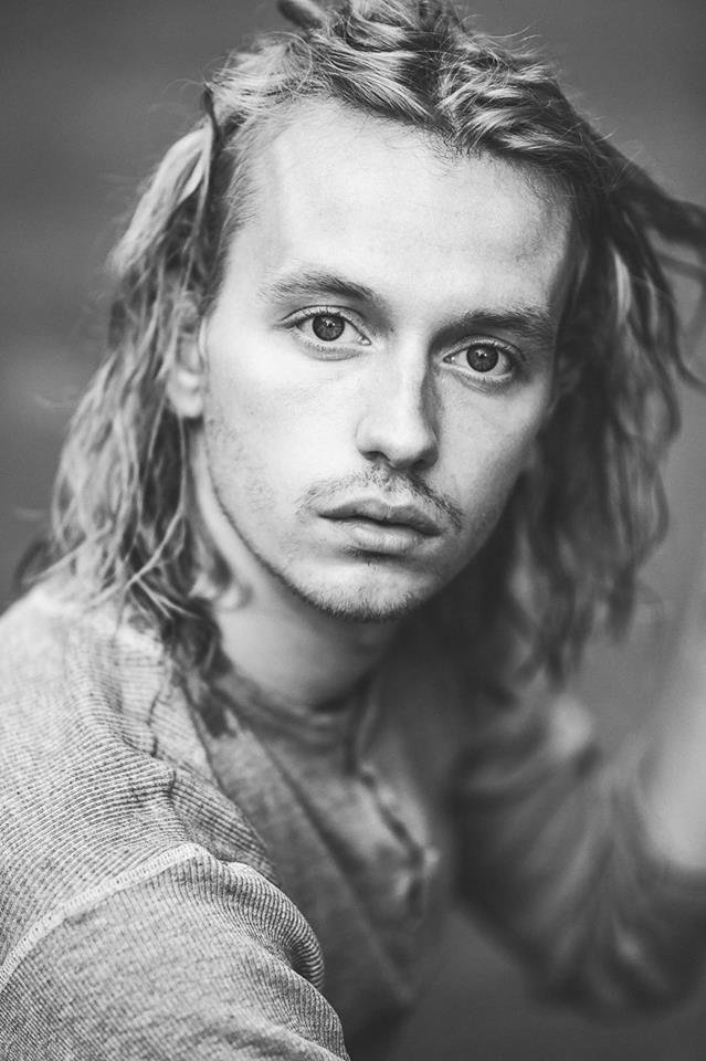 actor Christian Arnold large photo